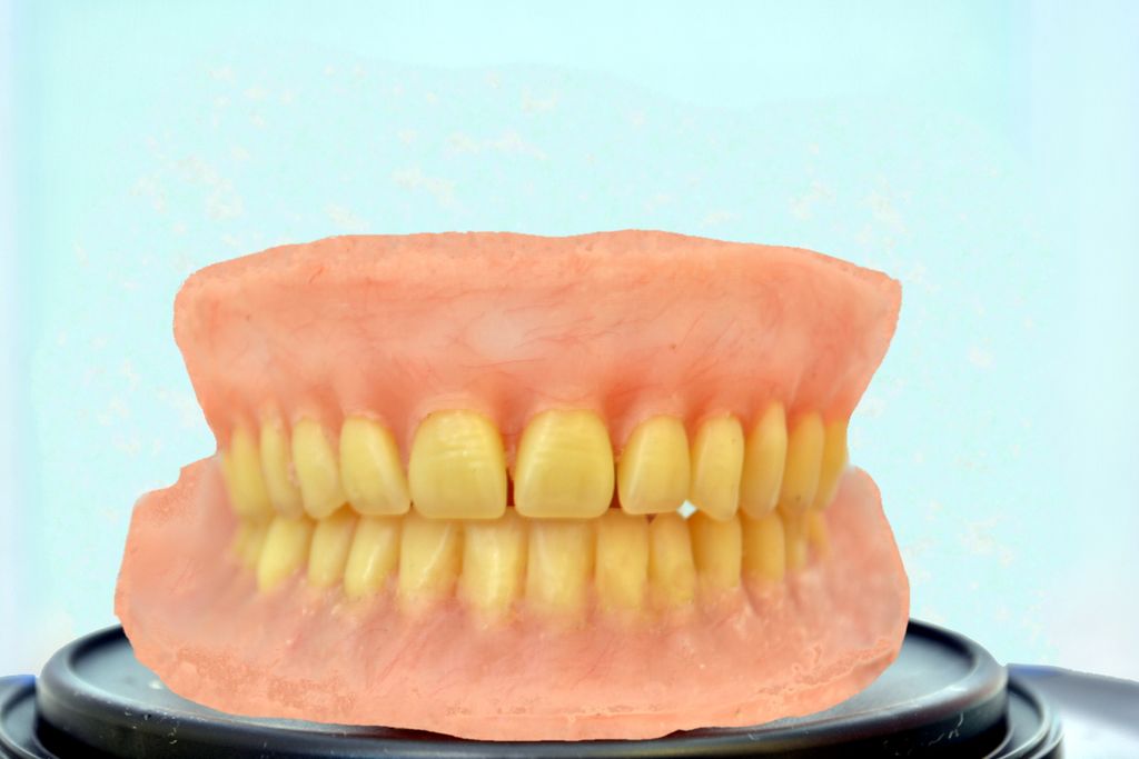 Can You Fix Dentures With Epoxy Resin - The Resin And The Hardener.