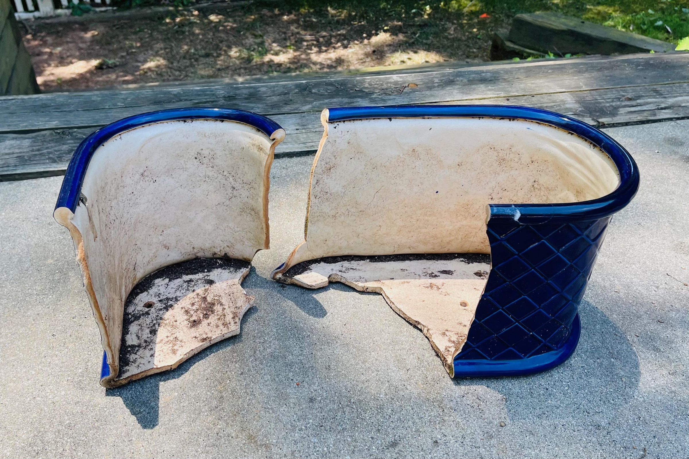 Fix a Broken Ceramic Planter With Epoxy 4 Steps (with Pictures