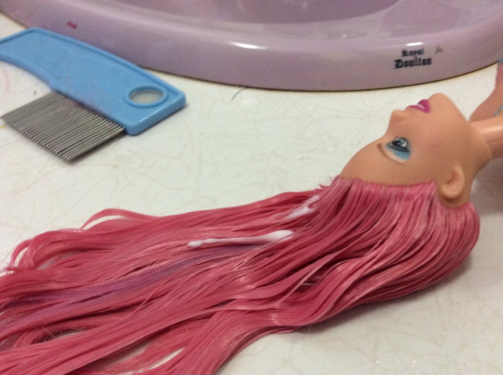 How To Repair Frizzy Barbie Doll Hair : 5 Steps - Instructables