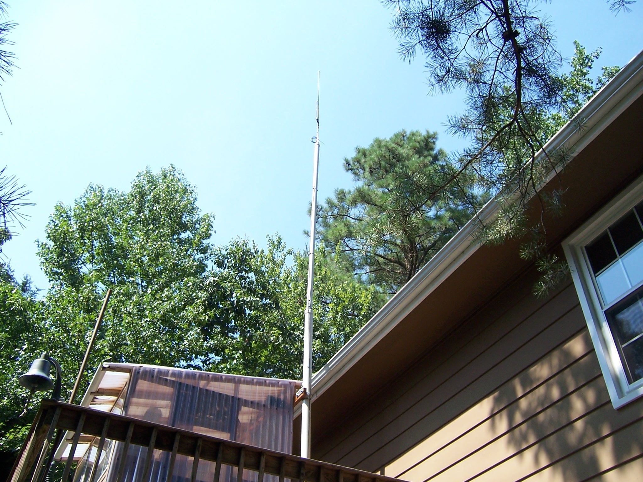 20+ foot tall pvc ham radio tower - mast DIY Project DIY Project Image