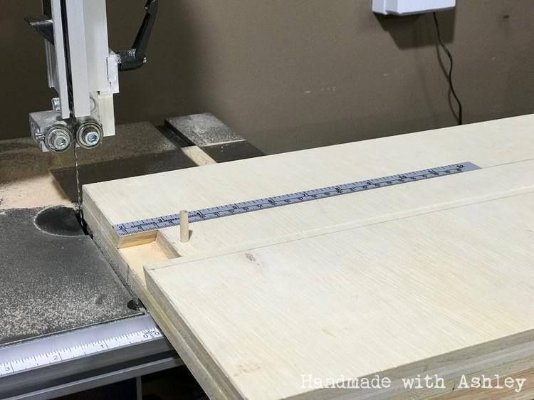 Build a Bandsaw Circle Cutting Jig : 10 