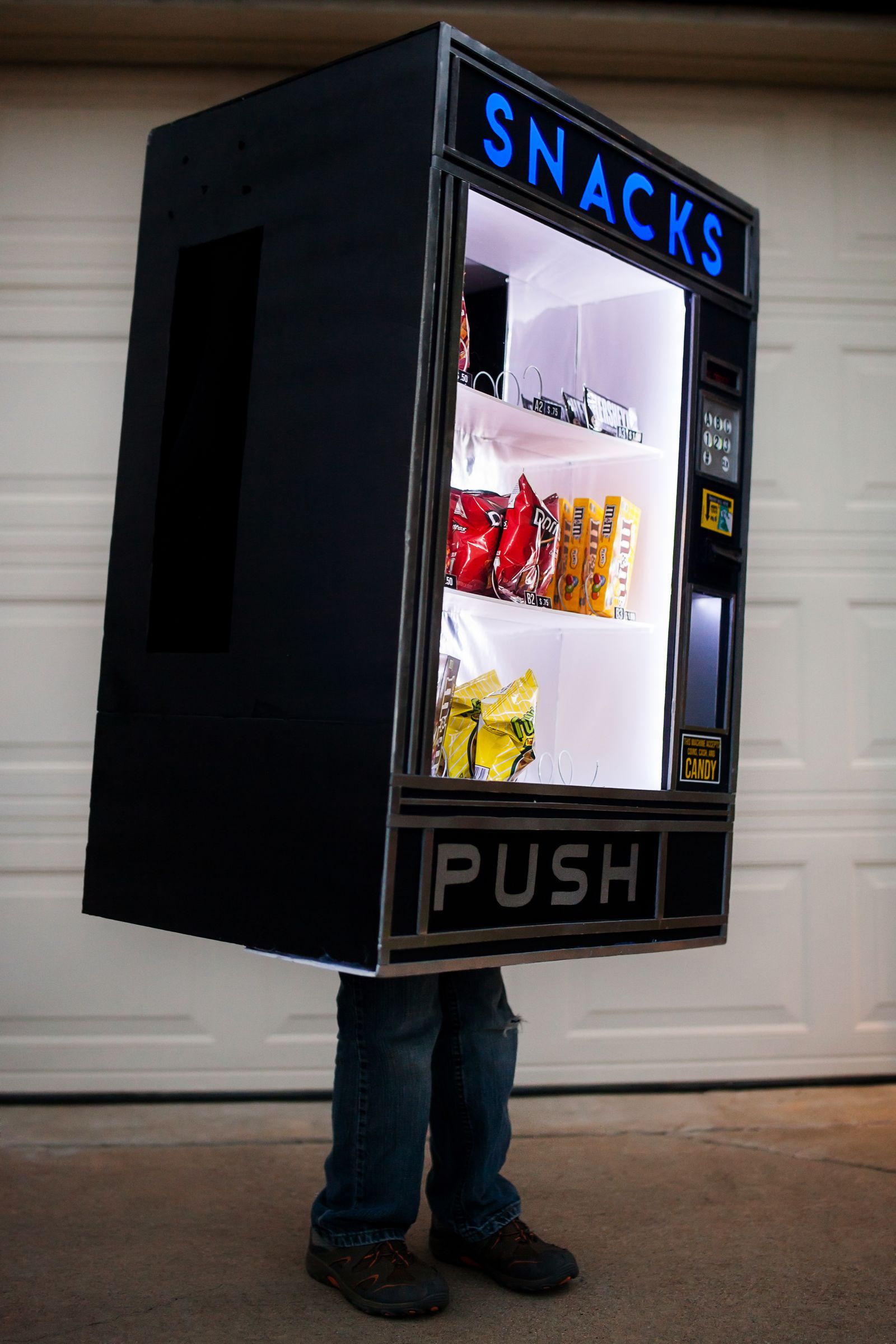 Vending Machine Costume With Working Lights 7 Steps (with Pictures
