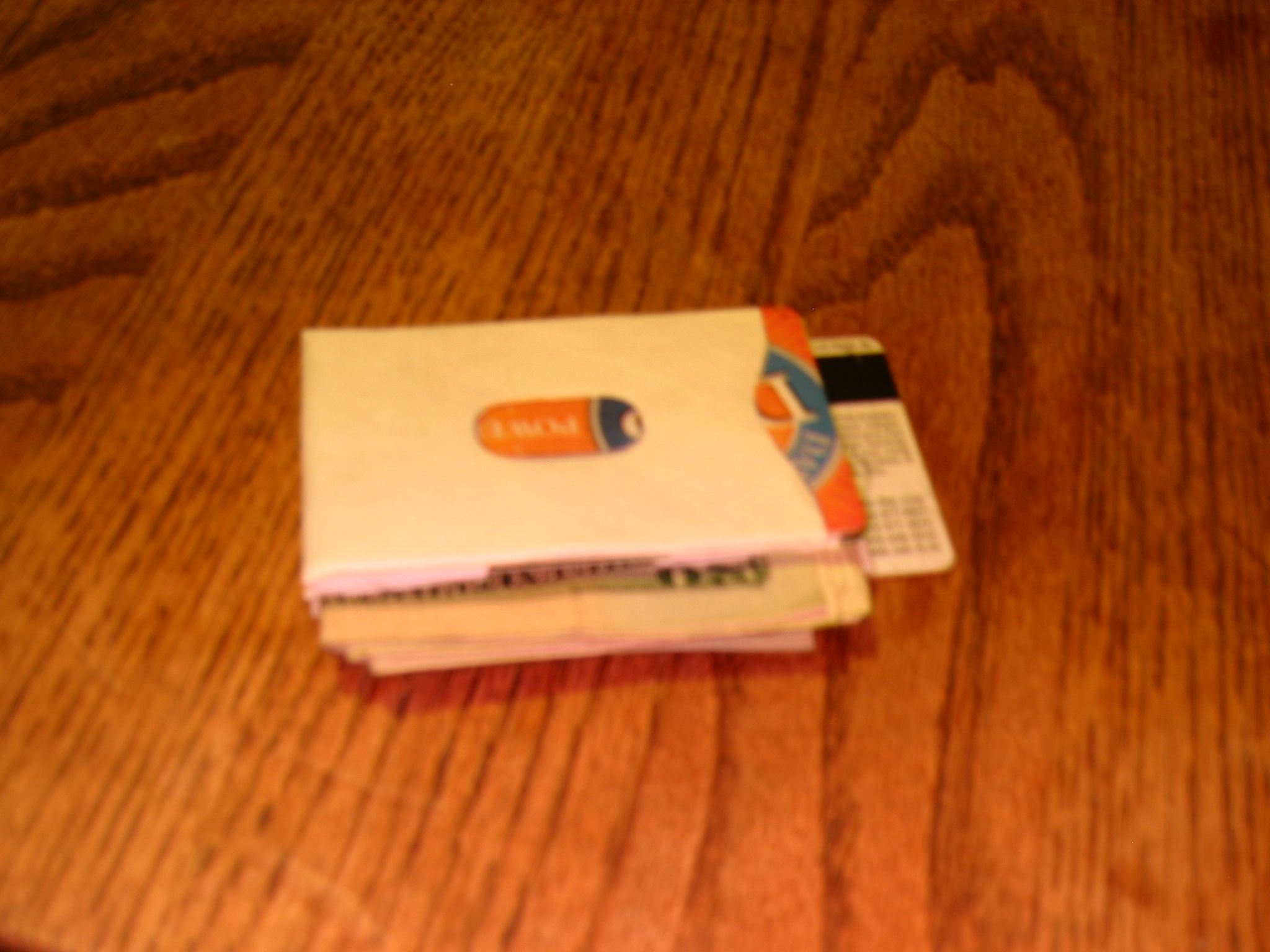 Super Thin Tyvek Card Sleeve Wallet! 7 Steps Instructables