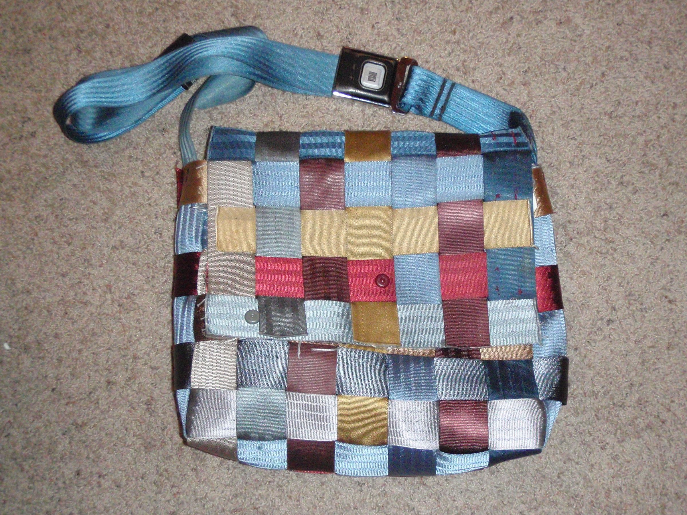 Recycle Seat Belts and Make the Ladies Love You!! 6 Steps (with