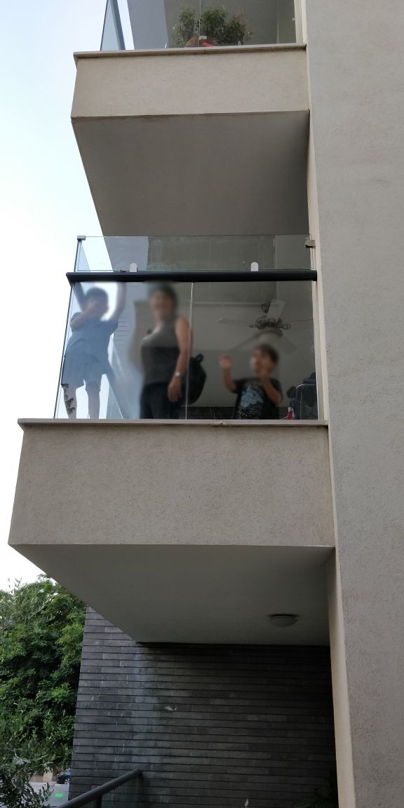 Balcony Railing Height Extension With Glass Kids Safety Diy 17 Steps With Pictures Instructables