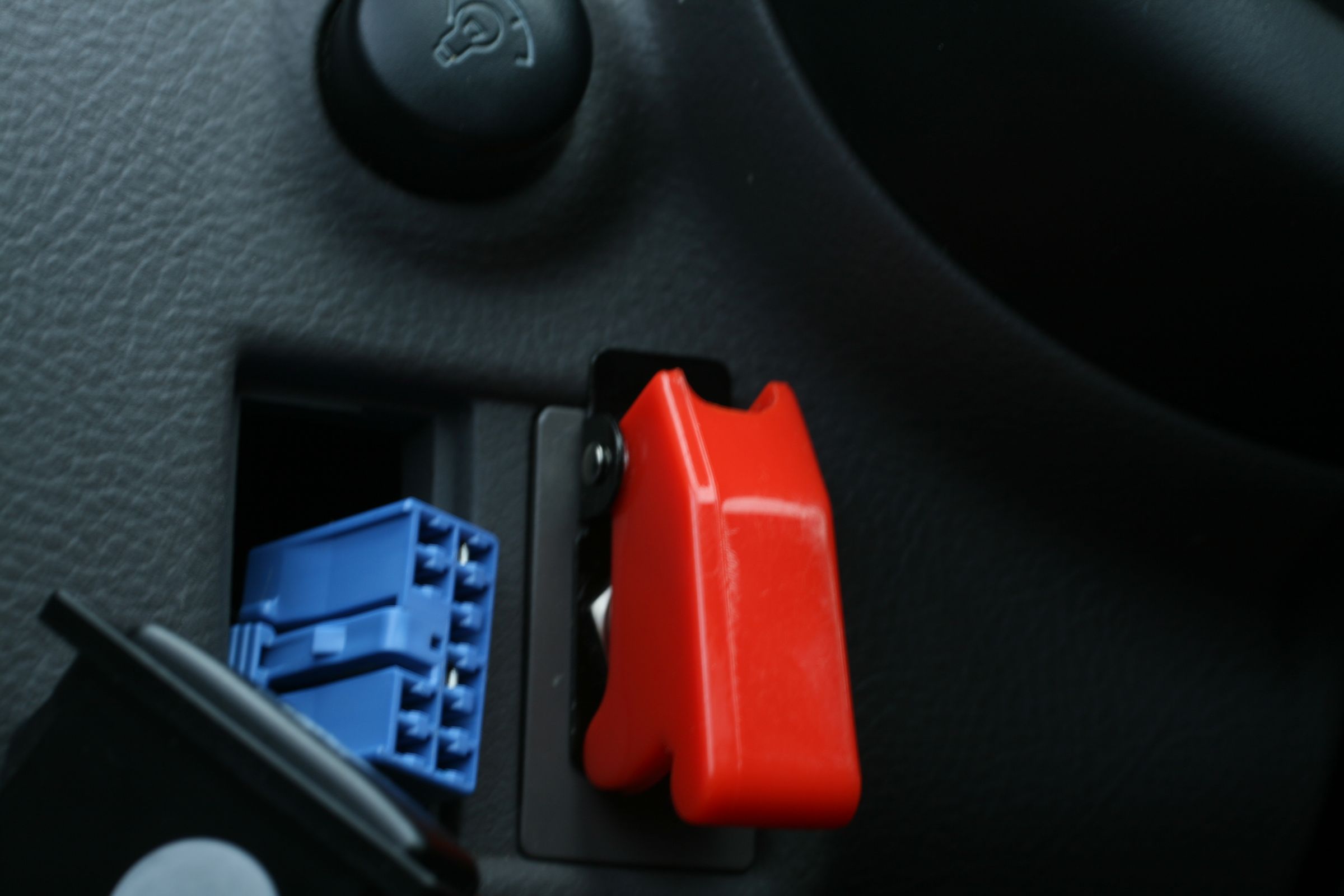 Killswitch Car Security on the Cheap. 5 Steps Instructables