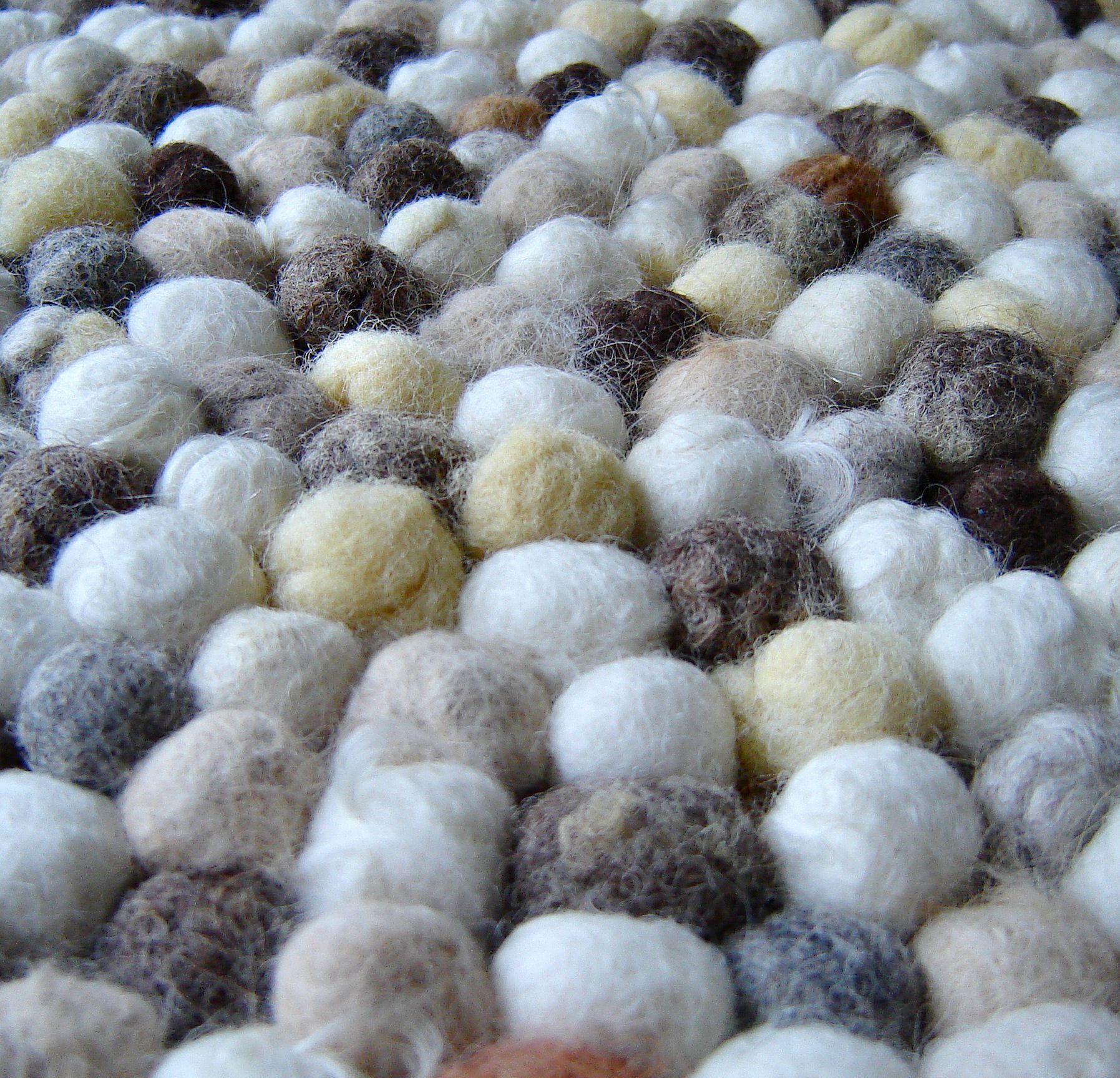 Felt Ball Rug 3 Steps (with Pictures) Instructables