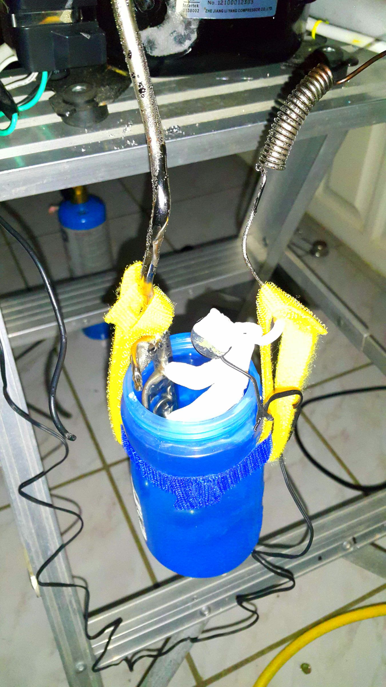 Repairing a Broken Refrigerant Line. 7 Steps (with Pictures