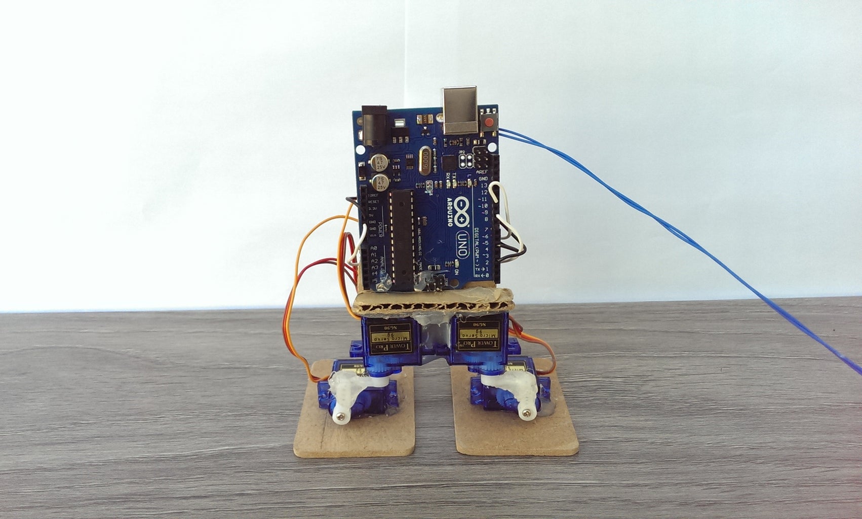 Simple Humanoid Walking and Dancing Robot (Arduino) : 9 Steps (with ...
