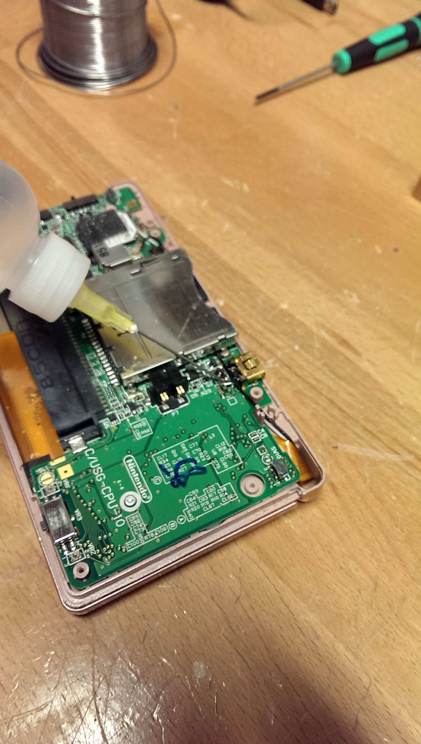 How to Fix a Broken Ds Lite 16 Steps Instructables