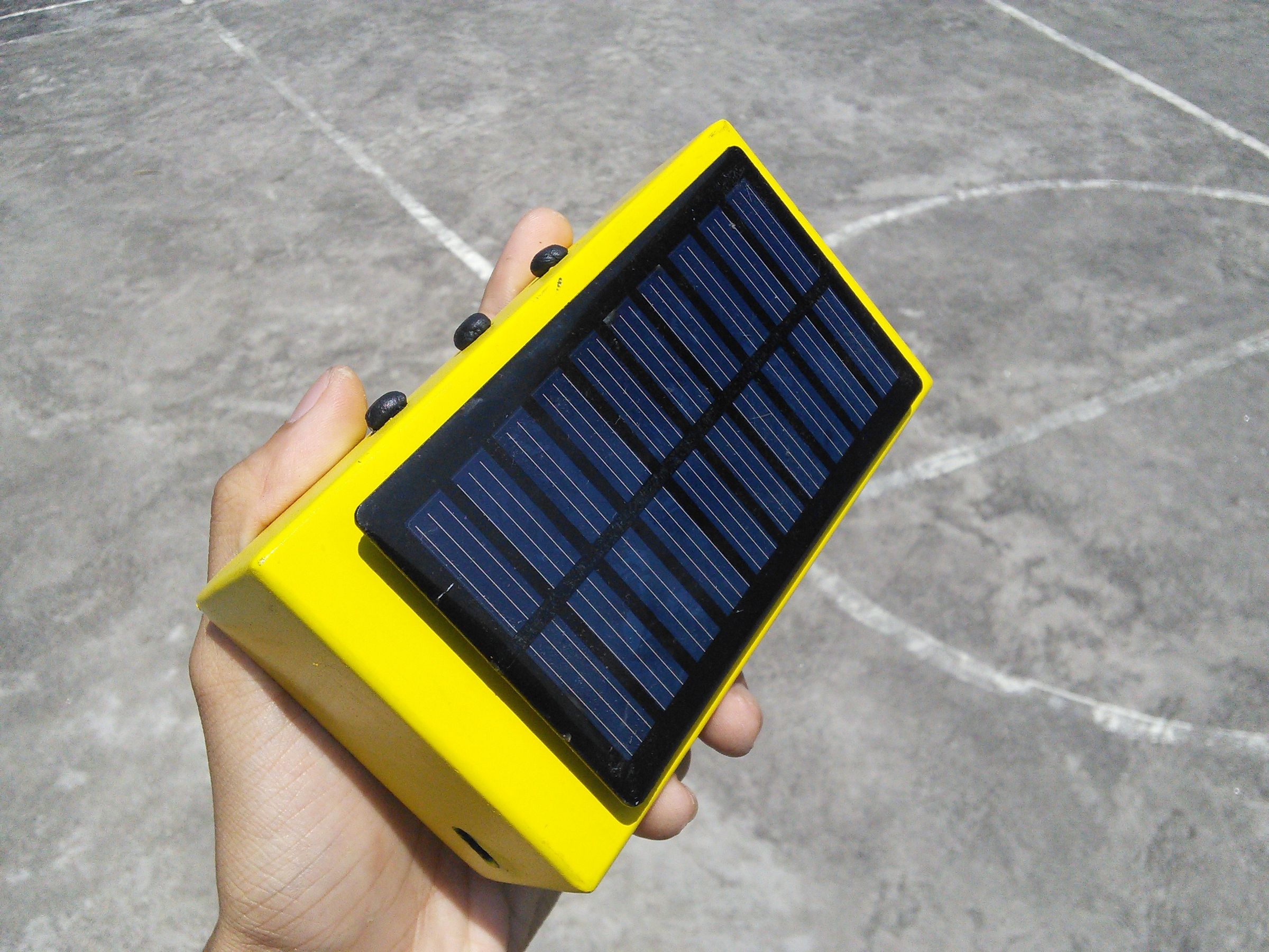 Solar Bluetooth Speaker (Homebrew 