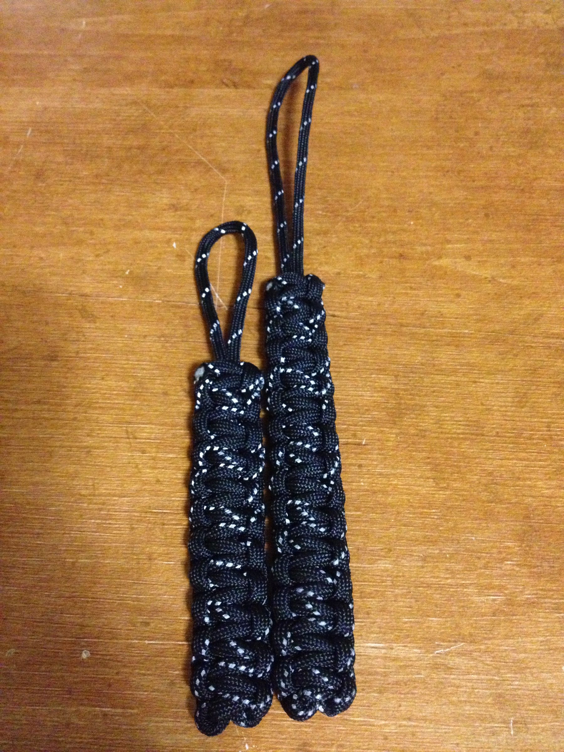 How to Make a Paracord Wrist Lanyard Using the Cobra Weave 6 Steps