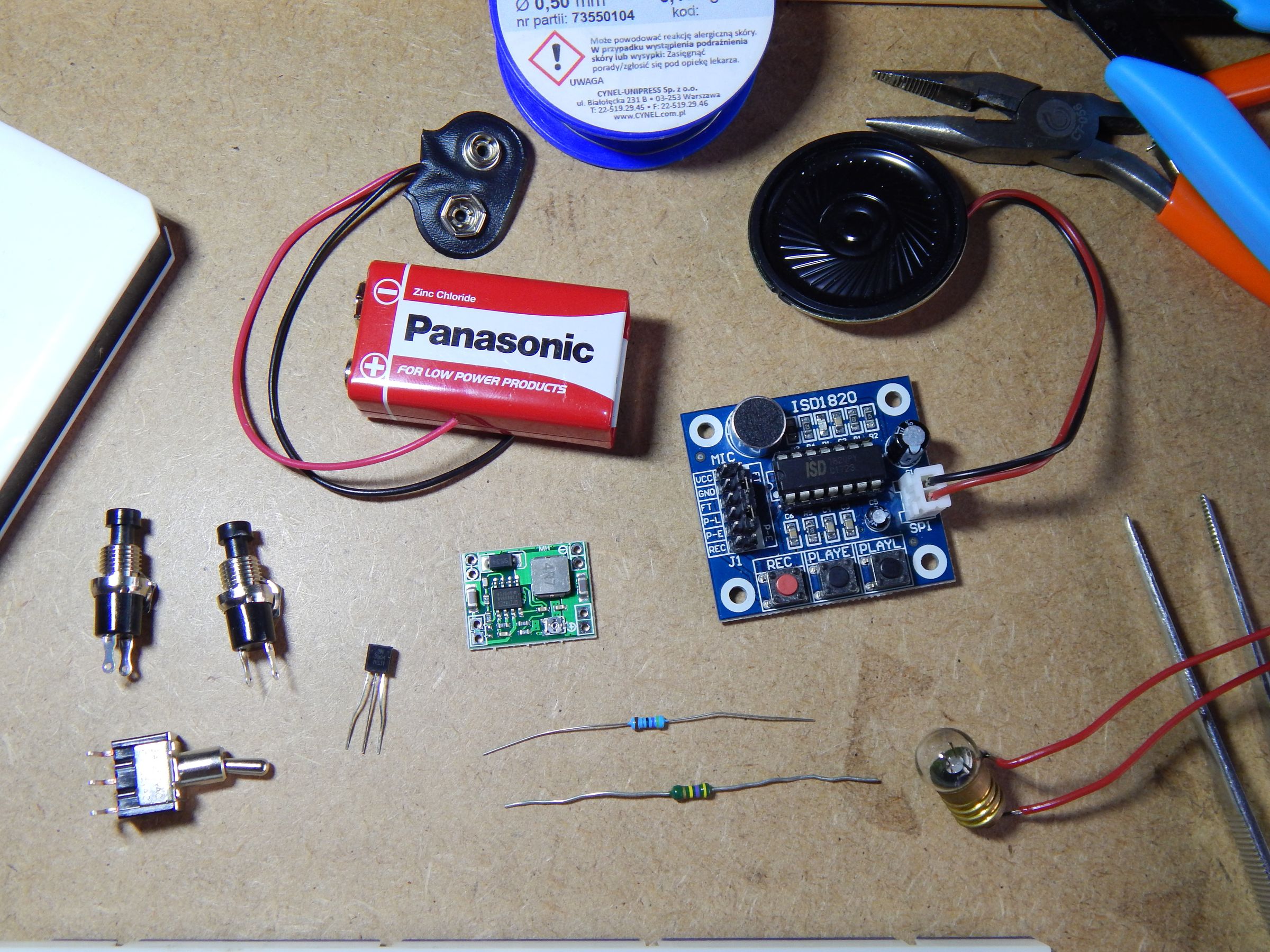 Voicetron Voice Recording Toy 40 Steps (with Pictures) Instructables