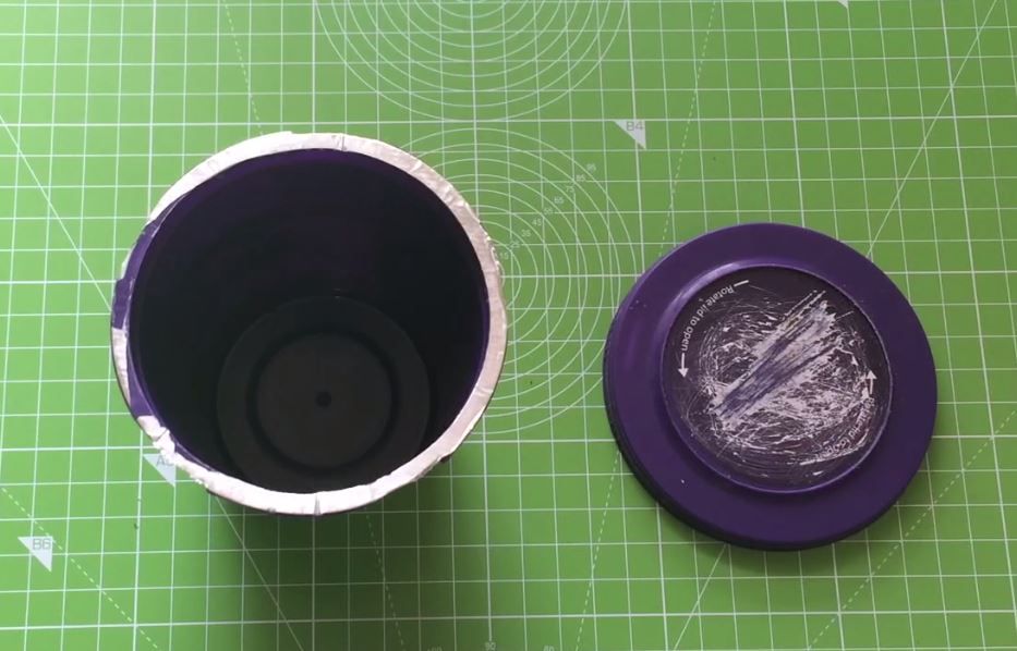 automatic pigeon feeder with timer