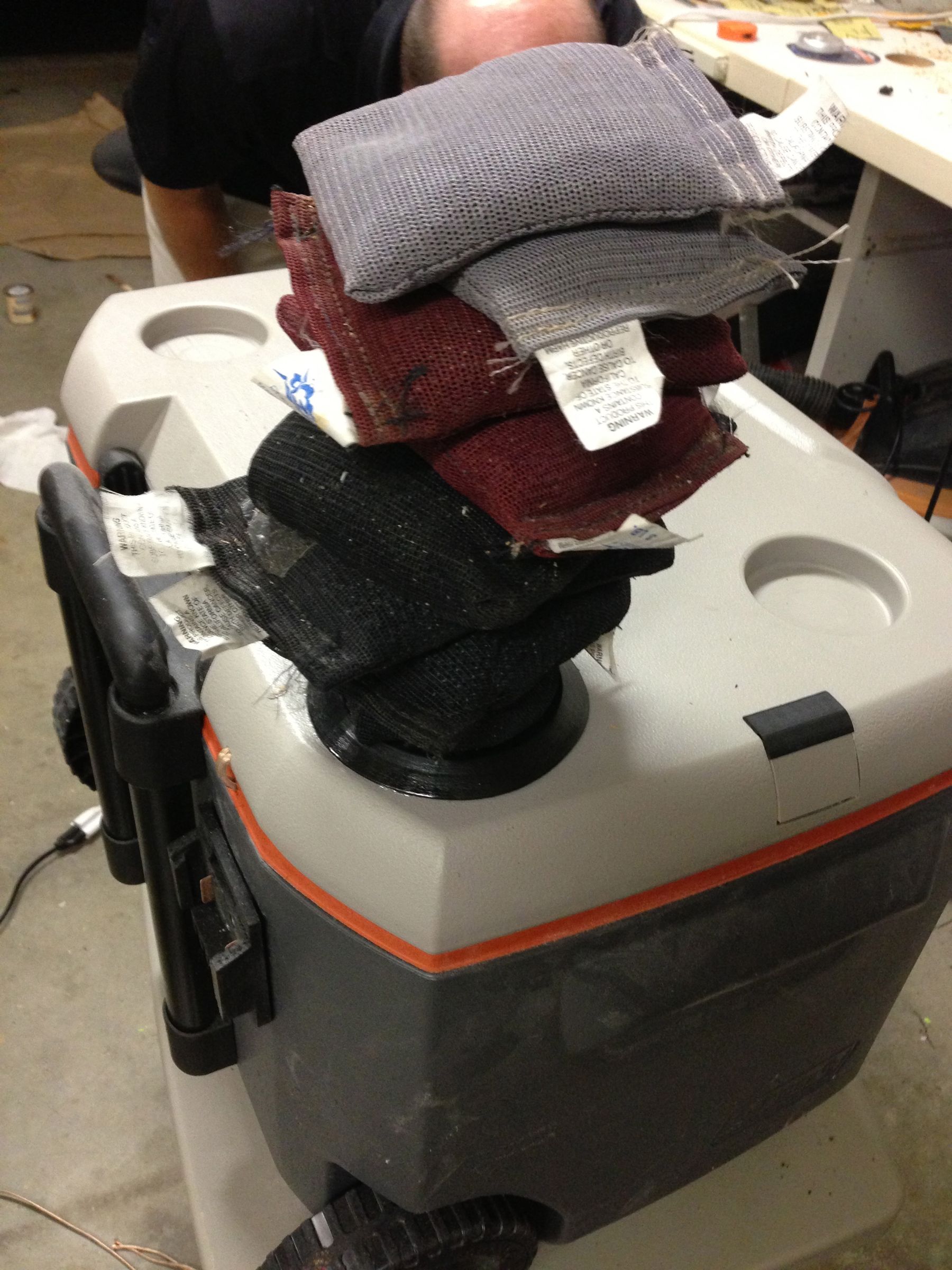 Cooler With Blender, Speaker & More 12 Steps (with Pictures