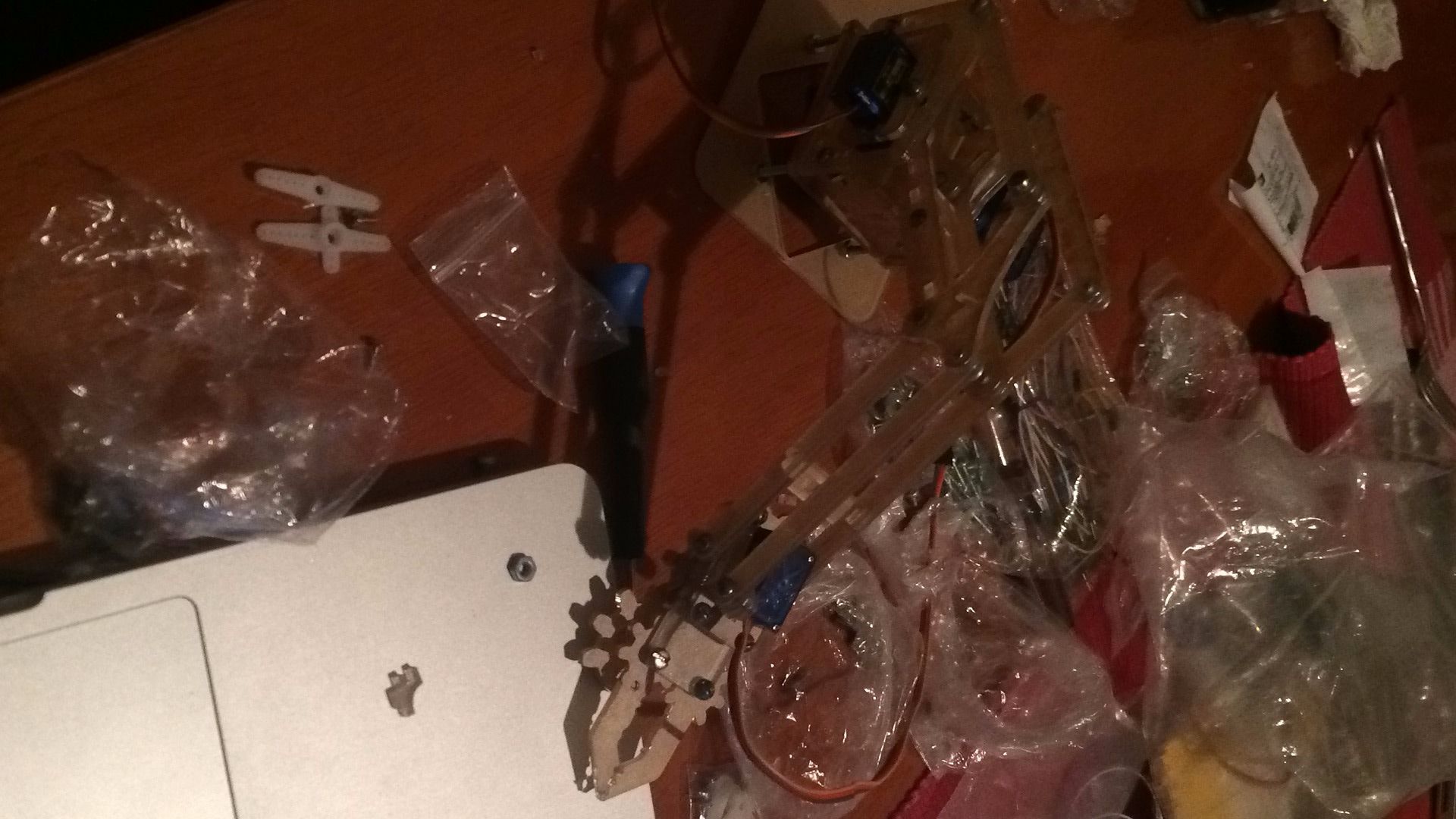 MeArm - Build a Small Hackable Robot Arm V0.3