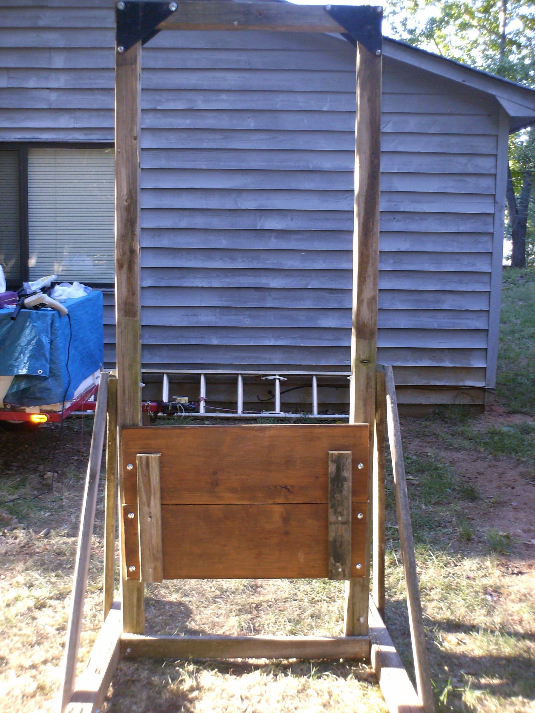 How to Convert an Old Swingset Into a Guillotine Prop for Halloween 9