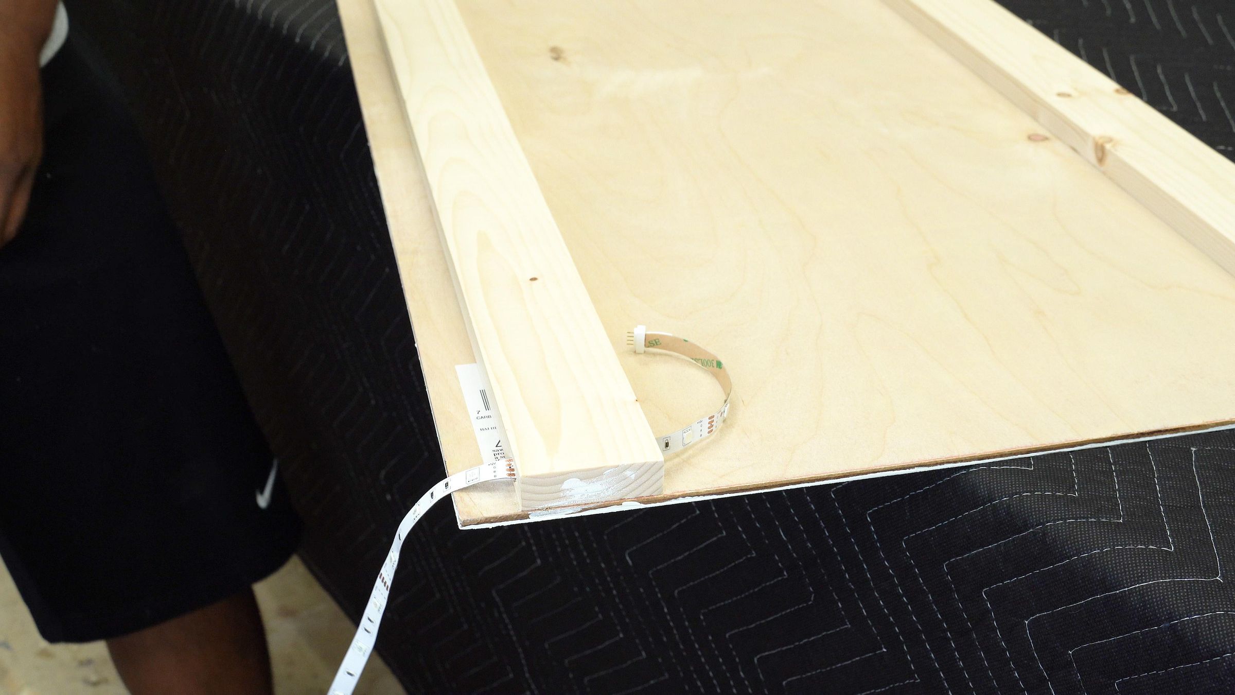 How to Build a Portable Pallet Wall 10 Steps (with Pictures