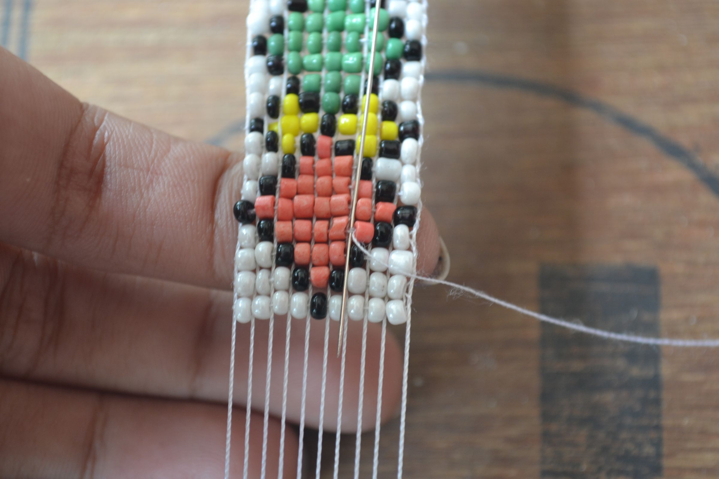 Bead Loom Bracelet Without a Loom! 13 Steps (with Pictures