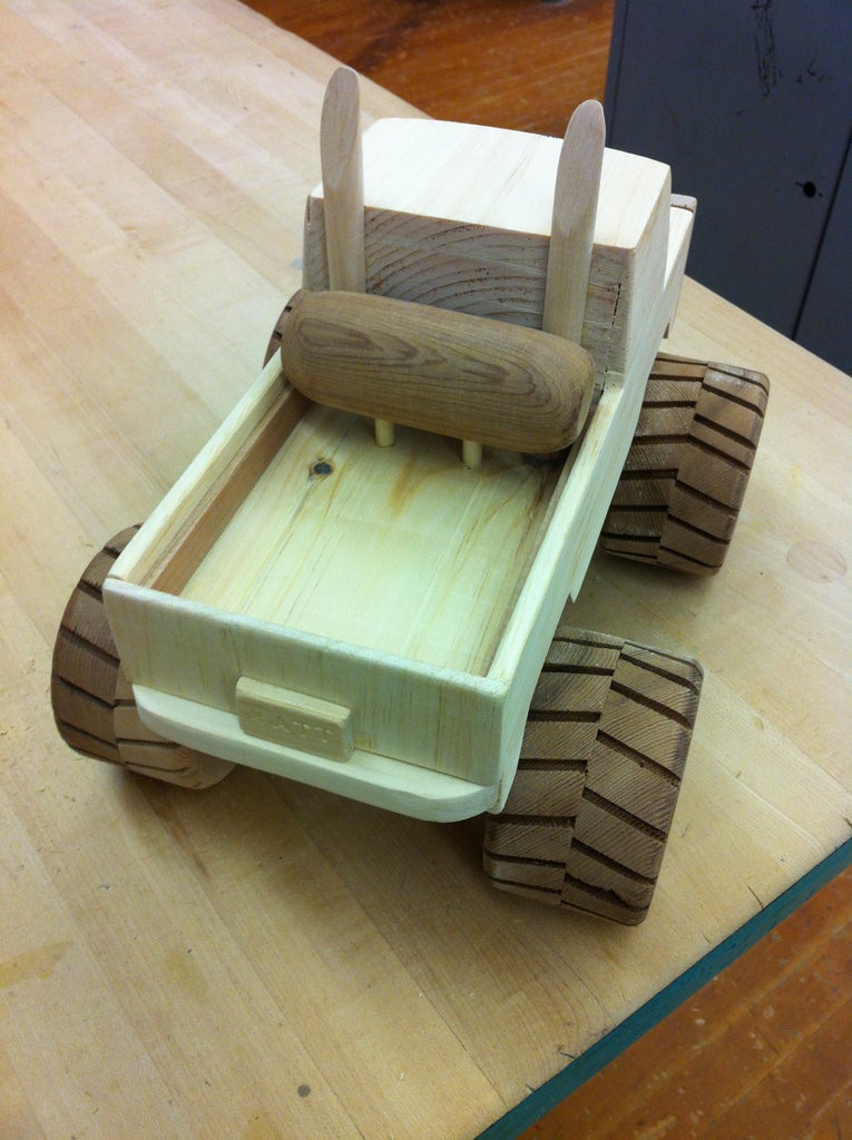 Monster Truck : 4 Steps (with Pictures) - Instructables