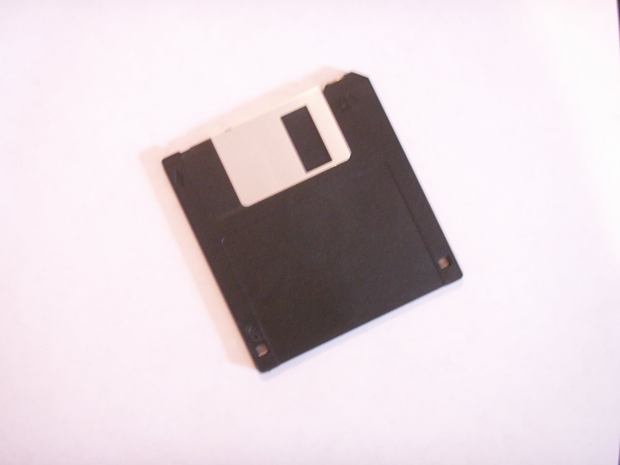 Secret Floppy Disk Password Storage. 7 Steps Instructables