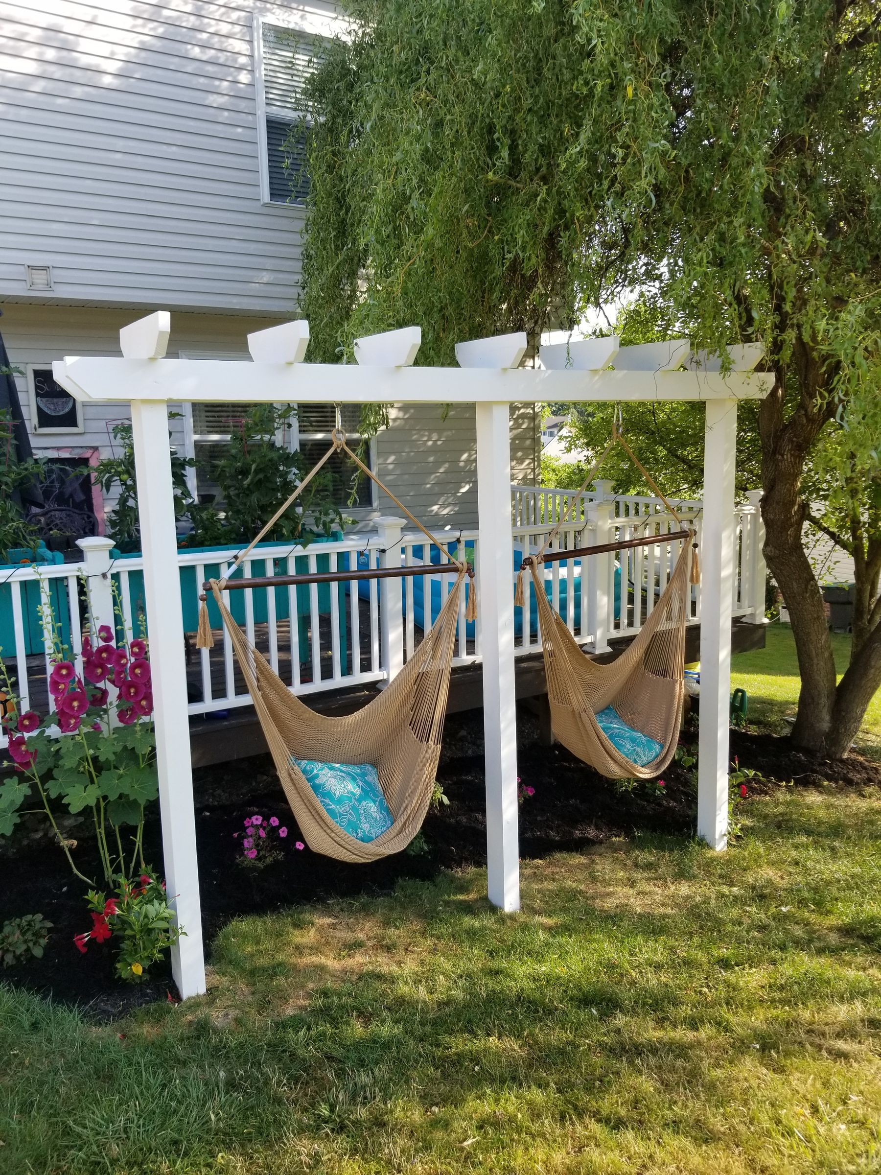 Backyard Hammock Swings - DIY Project 