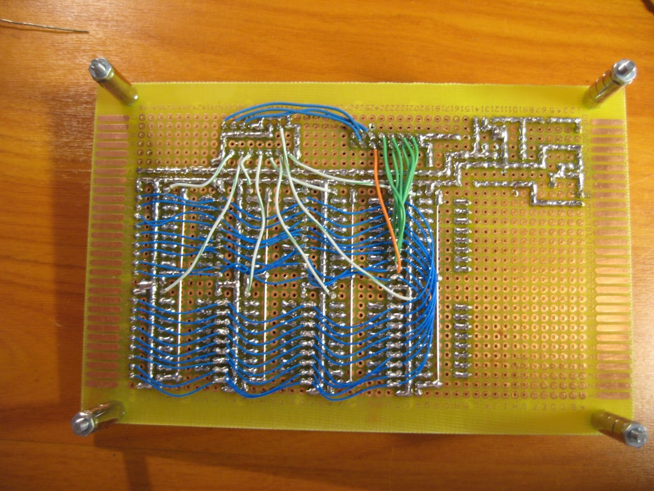 Build the Controller: Connect the ICs, 8bit Bus + OE