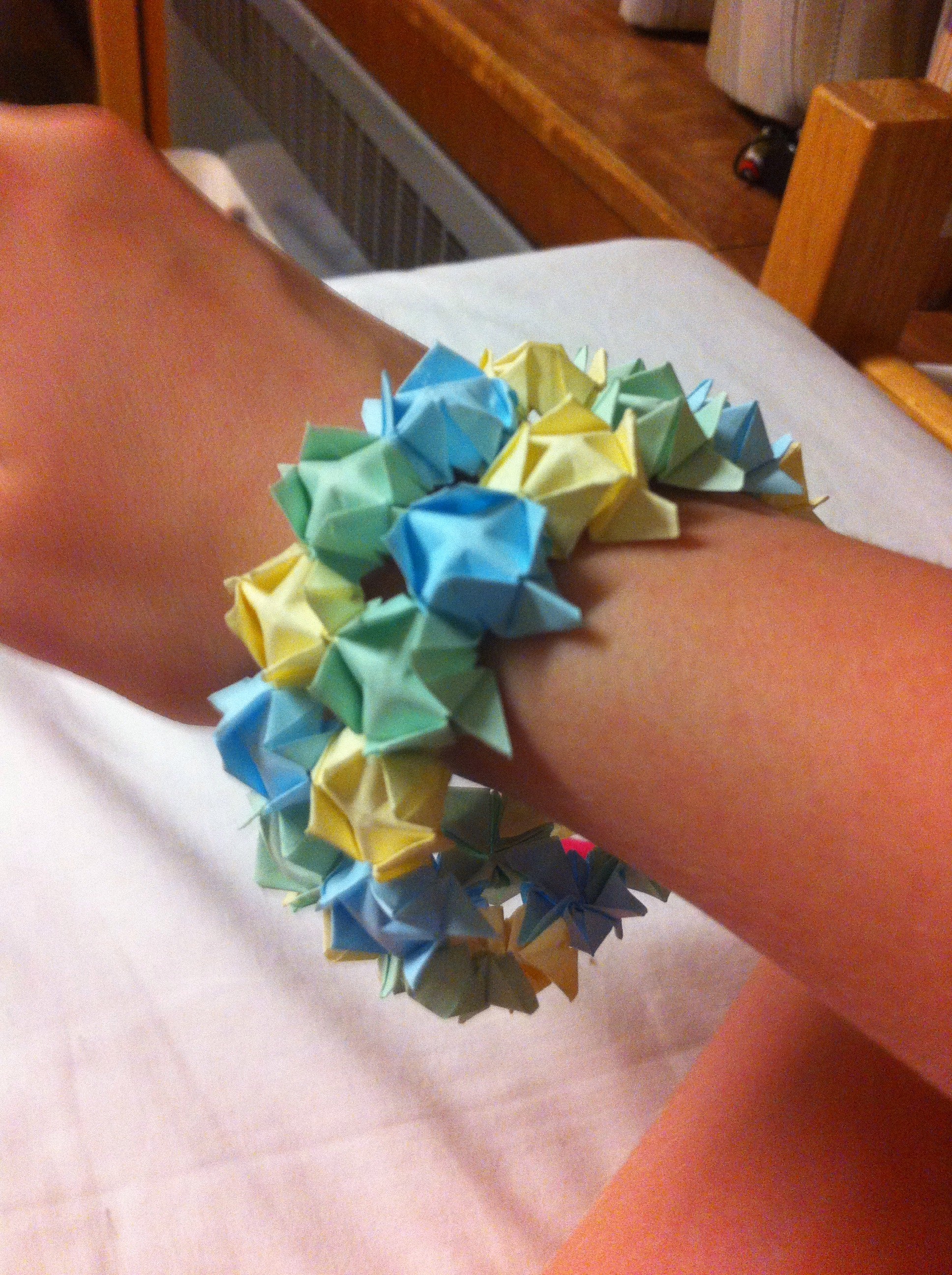 Origami Bracelet : 5 Steps (with Pictures) - Instructables