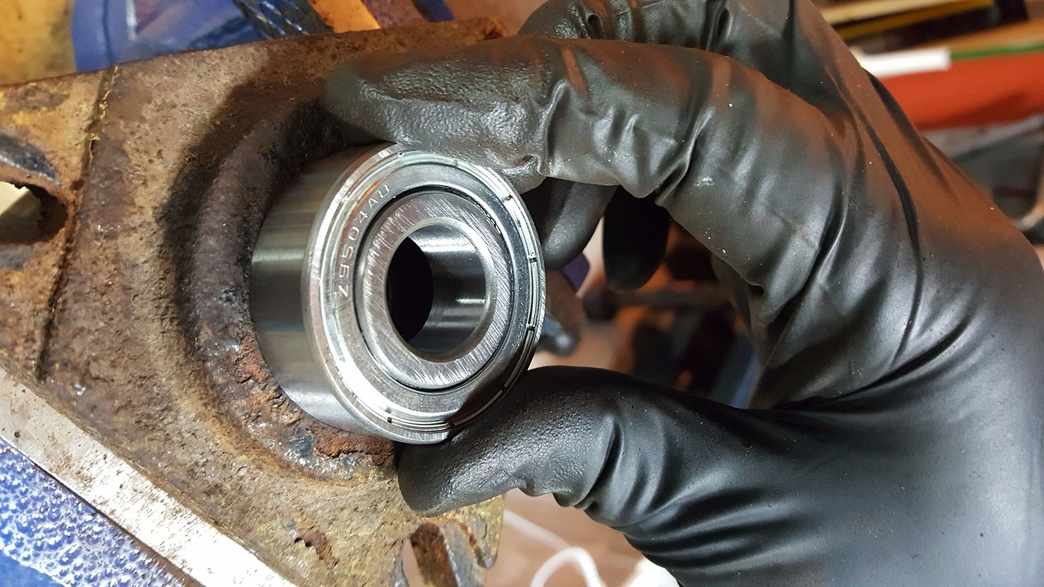 John Deere Mower Deck Spindle Bearing Replacement 13 Steps (with