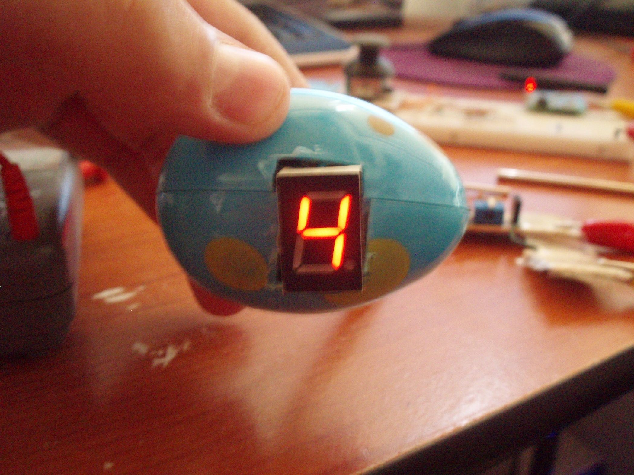 The Amazing EGGCLOCK 9 Steps Instructables