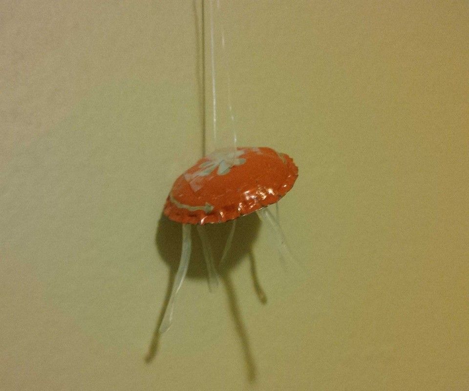 DIY guide for Bottle Cap Jellyfish with step-by-step instructions