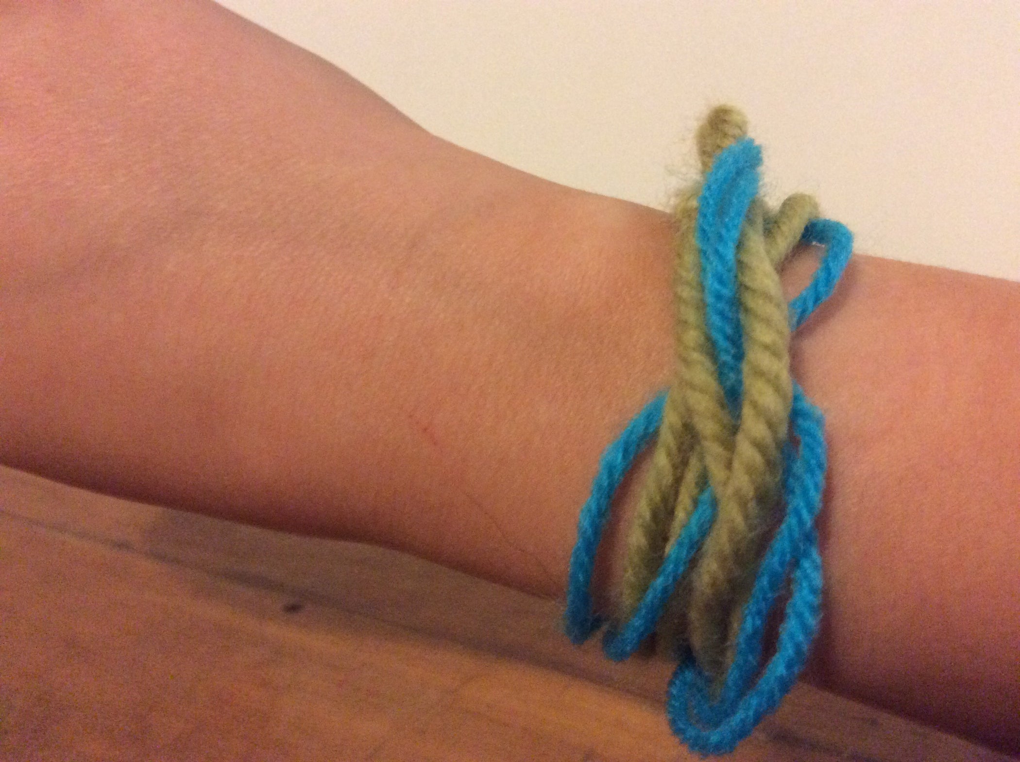 Easy Wool Bracelet 3 Steps Instructables