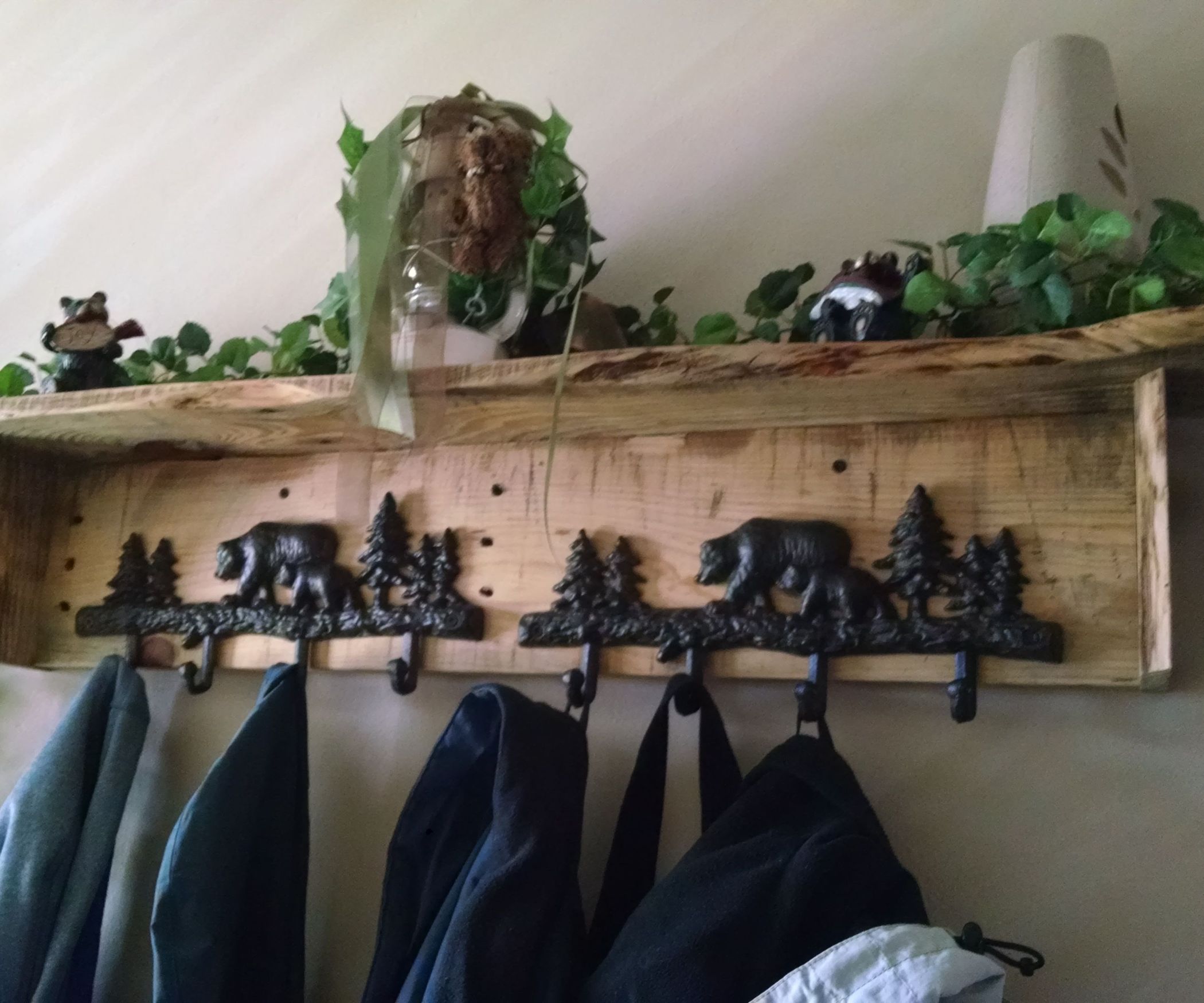 Pallet Wood Coat Rack 3 Steps (with Pictures) Instructables