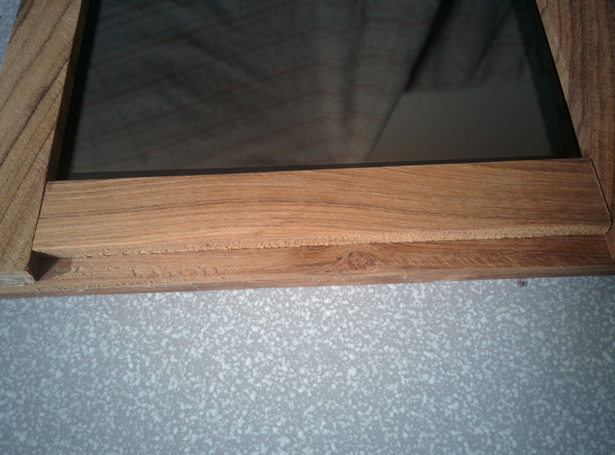 How to Turn Your Old Kindle Fire Tablet to a Wooden Digital Photo Frame