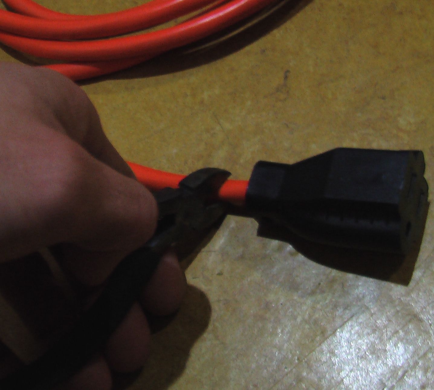 Extension Cord Repair and Modify 5 Steps Instructables