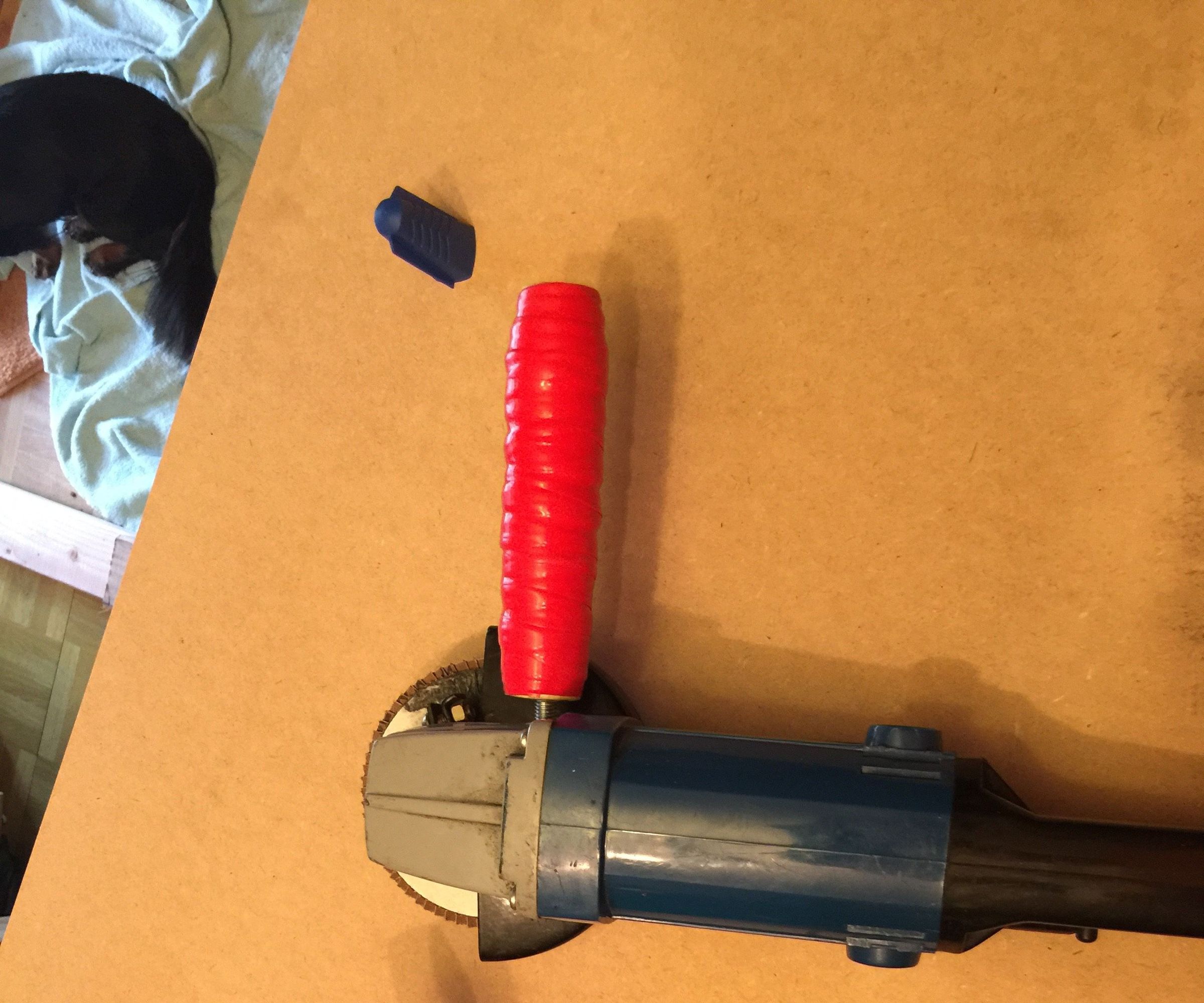DIY Angle Grinder Handle : 6 Steps 