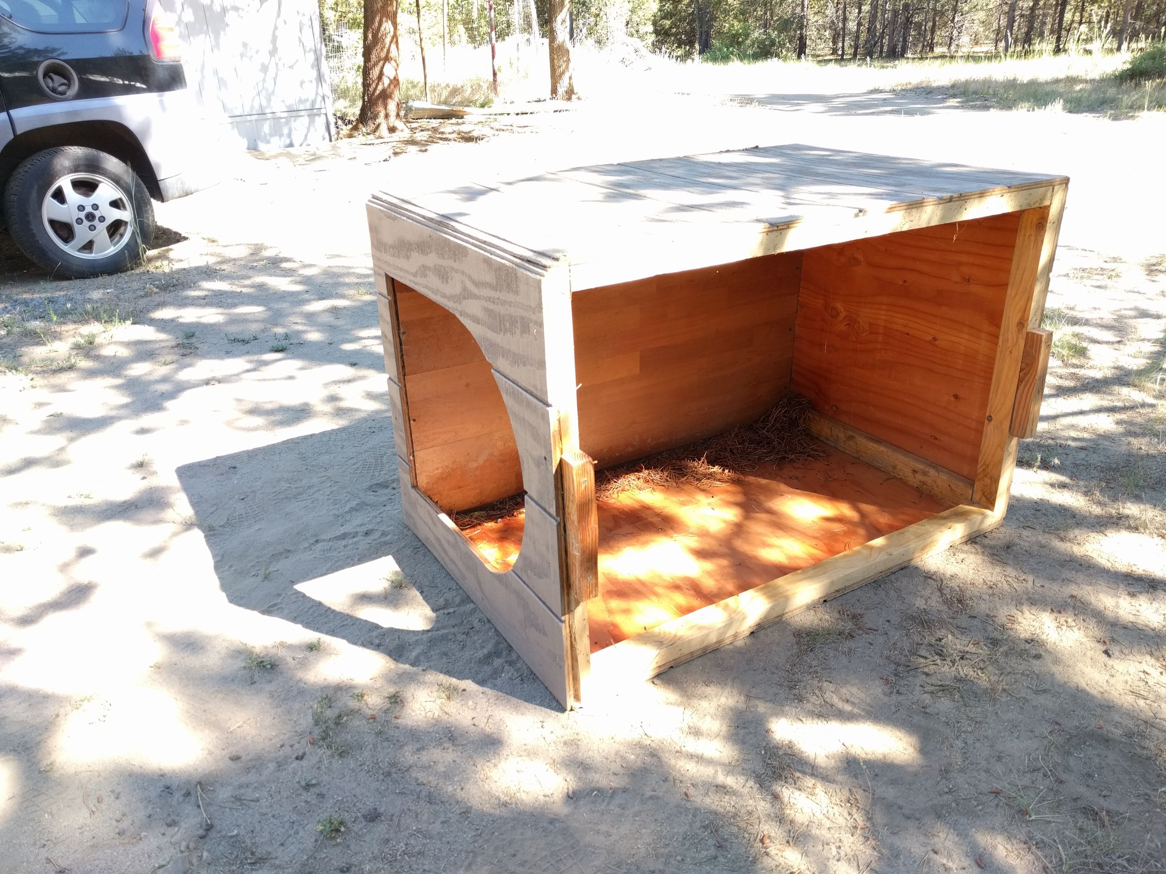 DIY From Dog House to Chicken Coop 4 Steps (with Pictures