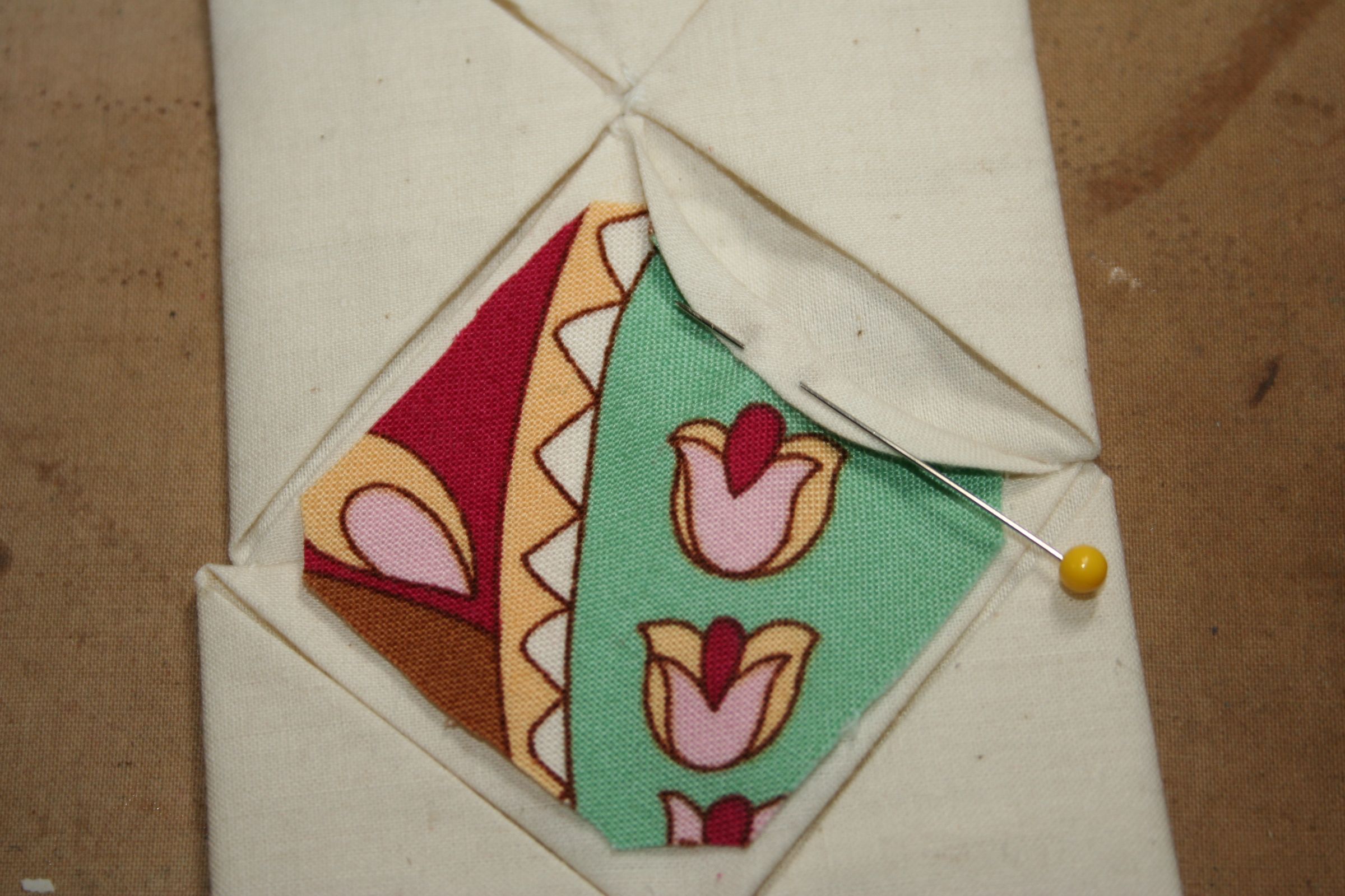 Cathedral Windows Quilt Squares 9 Steps (with Pictures) Instructables