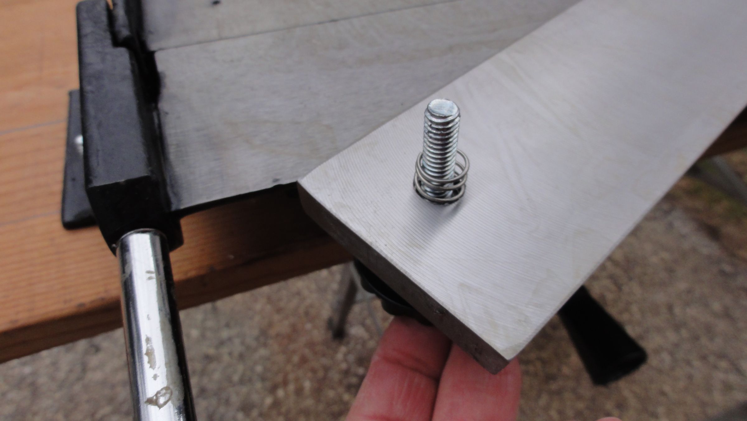 Improved Harbor Freight Metal Bending Brake 4 Steps Instructables