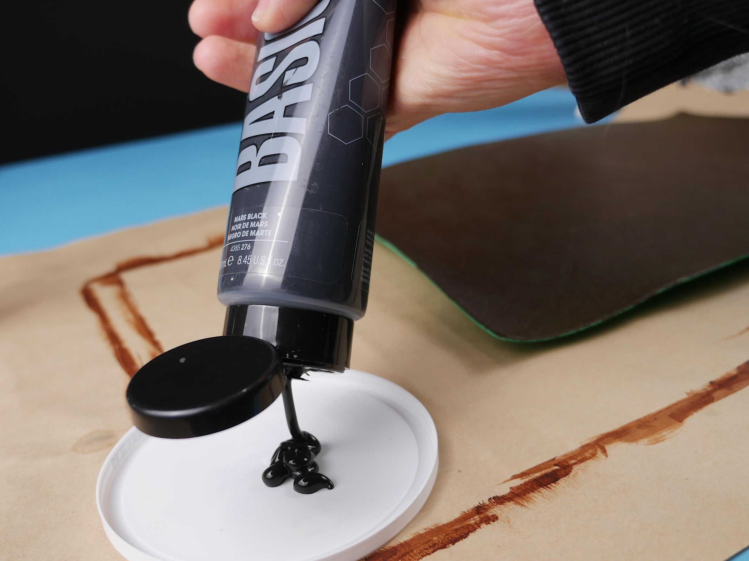 Make Fake Leather From Tinfoil and Foam! 8 Steps (with Pictures