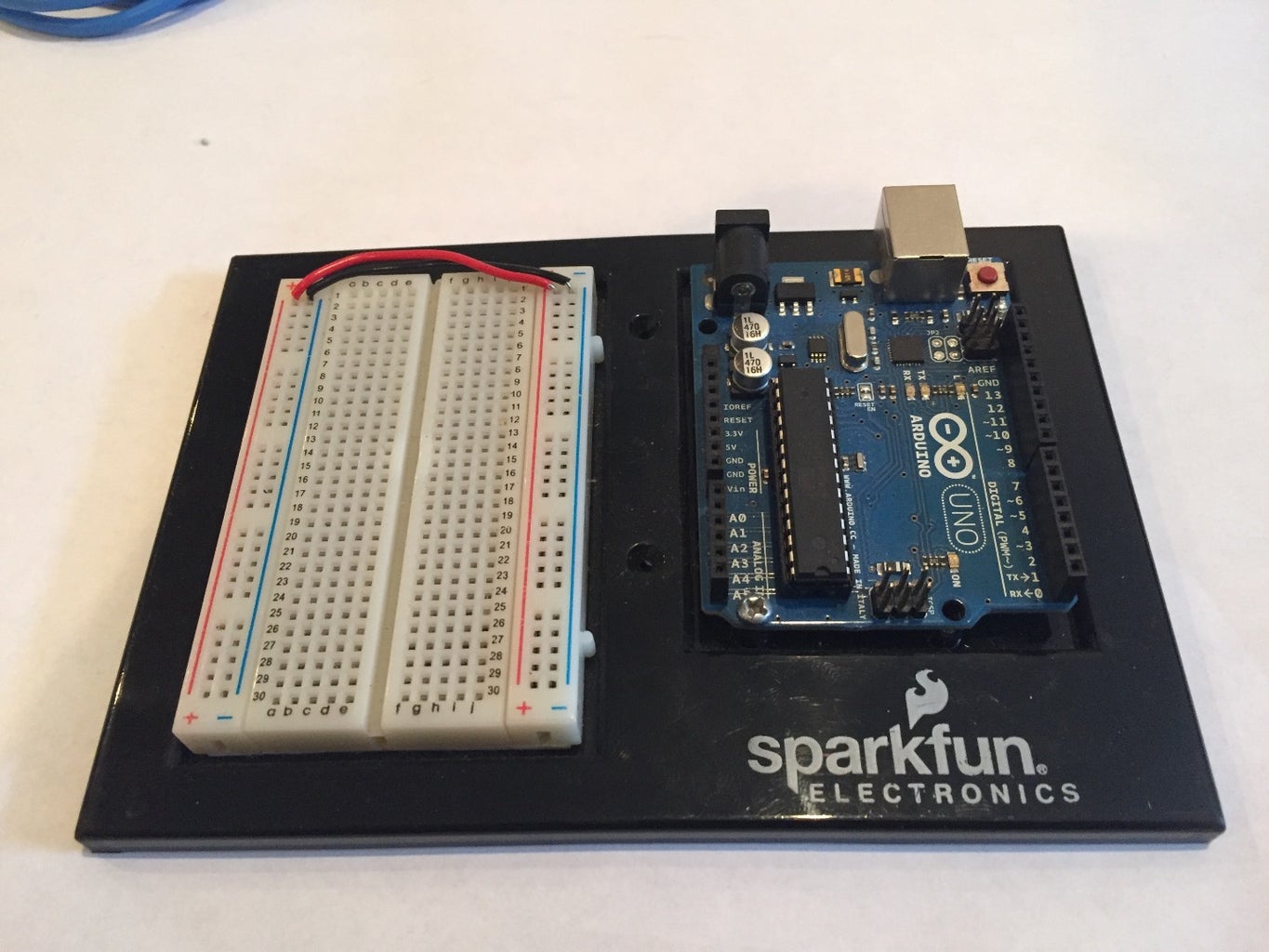 Portable Arduino Uno Temperature and Humidity Sensor With LCD Screen ...