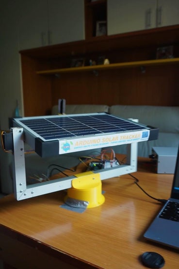 Arduino Large and Productive Solar Tracker Circuit Diagram