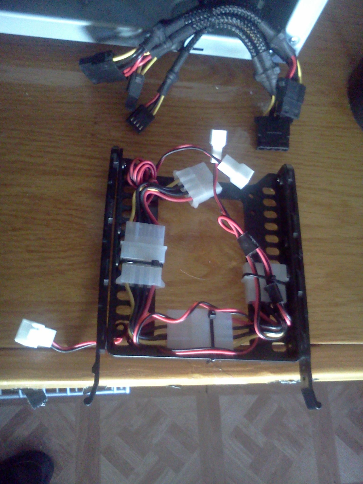 Guide to Computer Cable Management 11 Steps (with Pictures