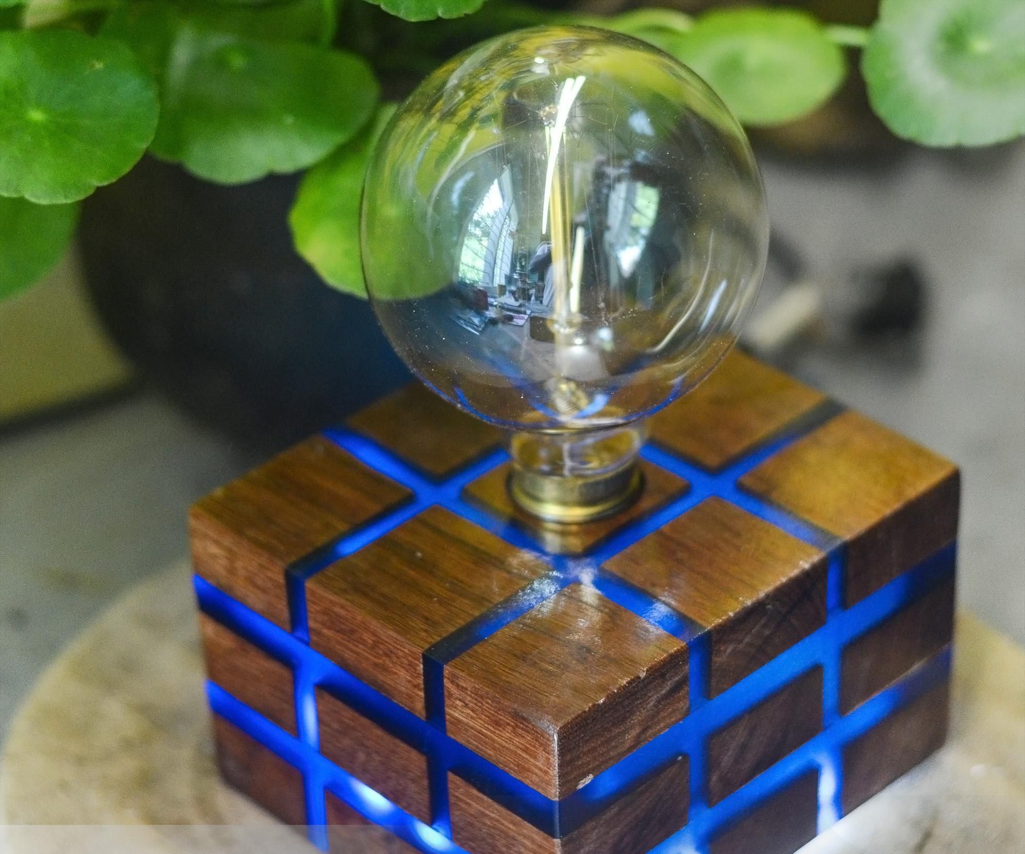 Tesseract Reclaimed Wood Table Lamp and Night Lamp 13 Steps (with