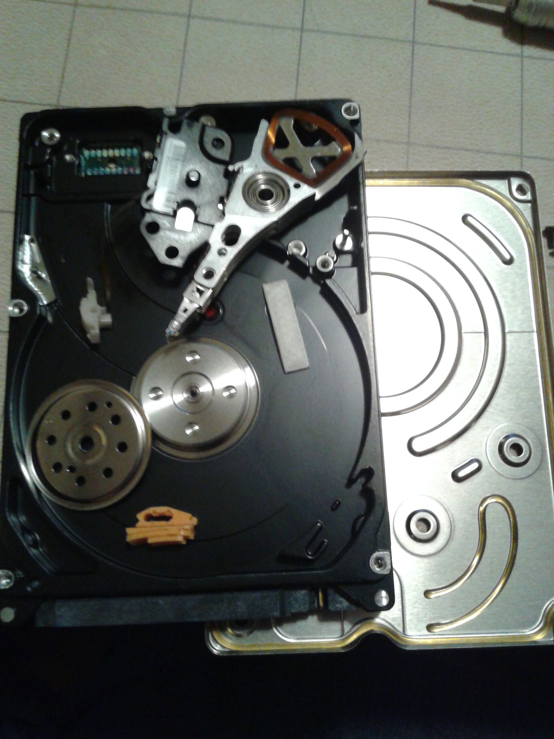Rare Earth From Old Hard Drives 5 Steps (with Pictures