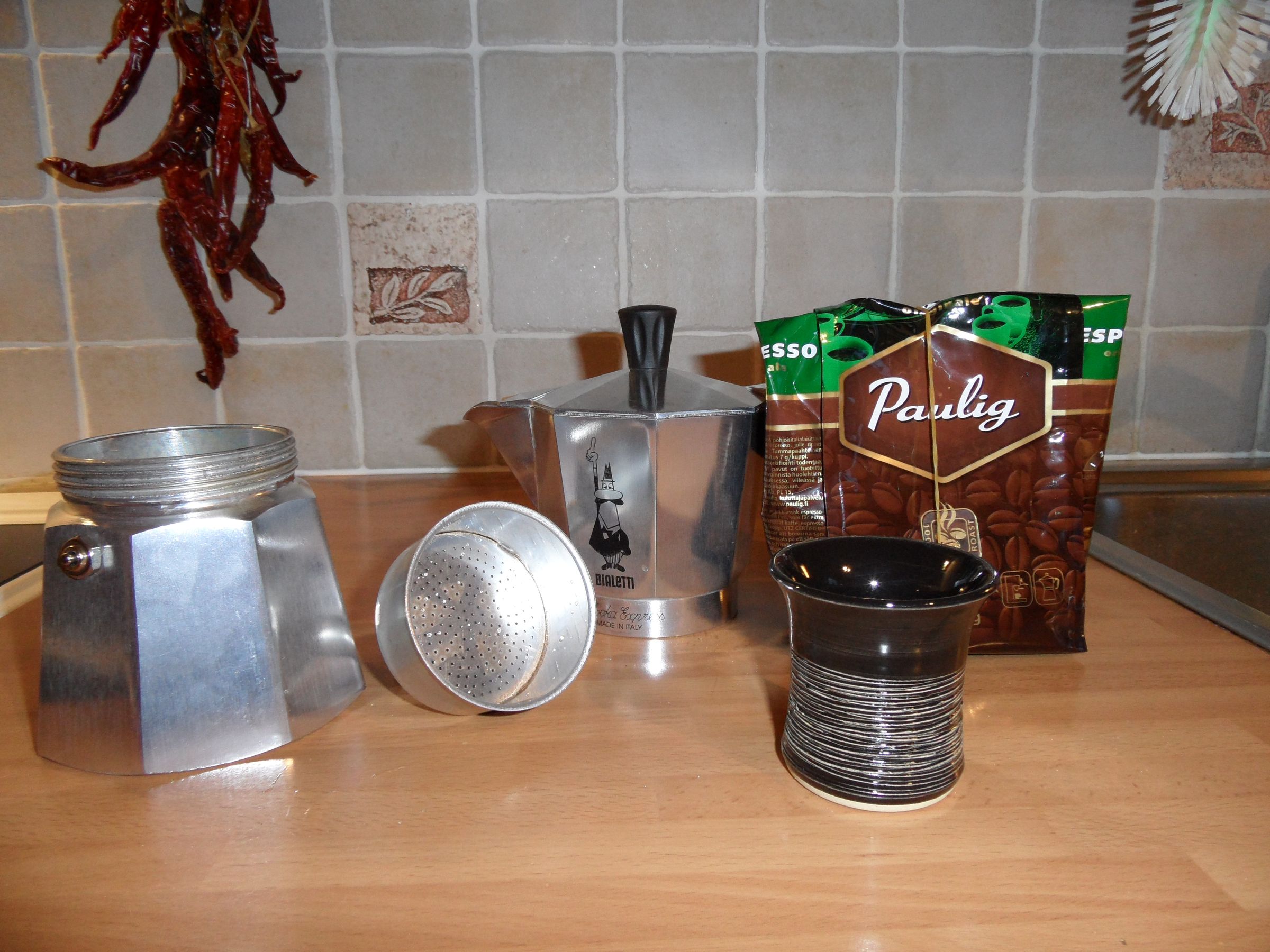 Make Espresso Coffee With a Moka Pot 8 Steps Instructables