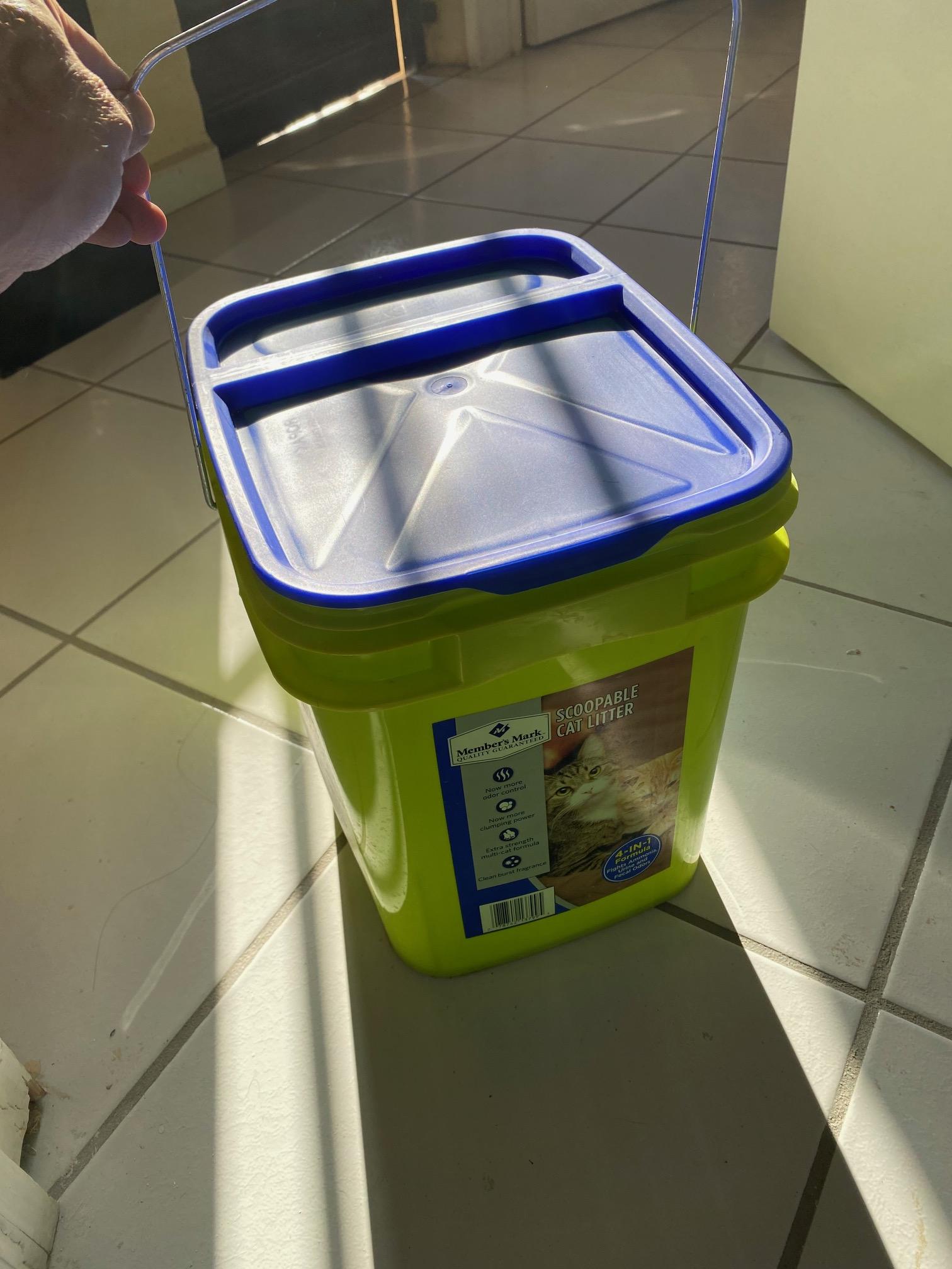 Cat Litter Bucket to Worm Compost Factory Unit 9 Steps Instructables