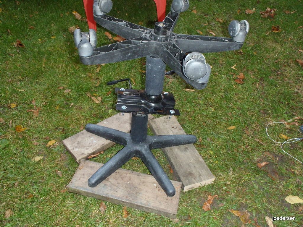 adjustable (height) table saw out-feed table DIY Project DIY Project Image