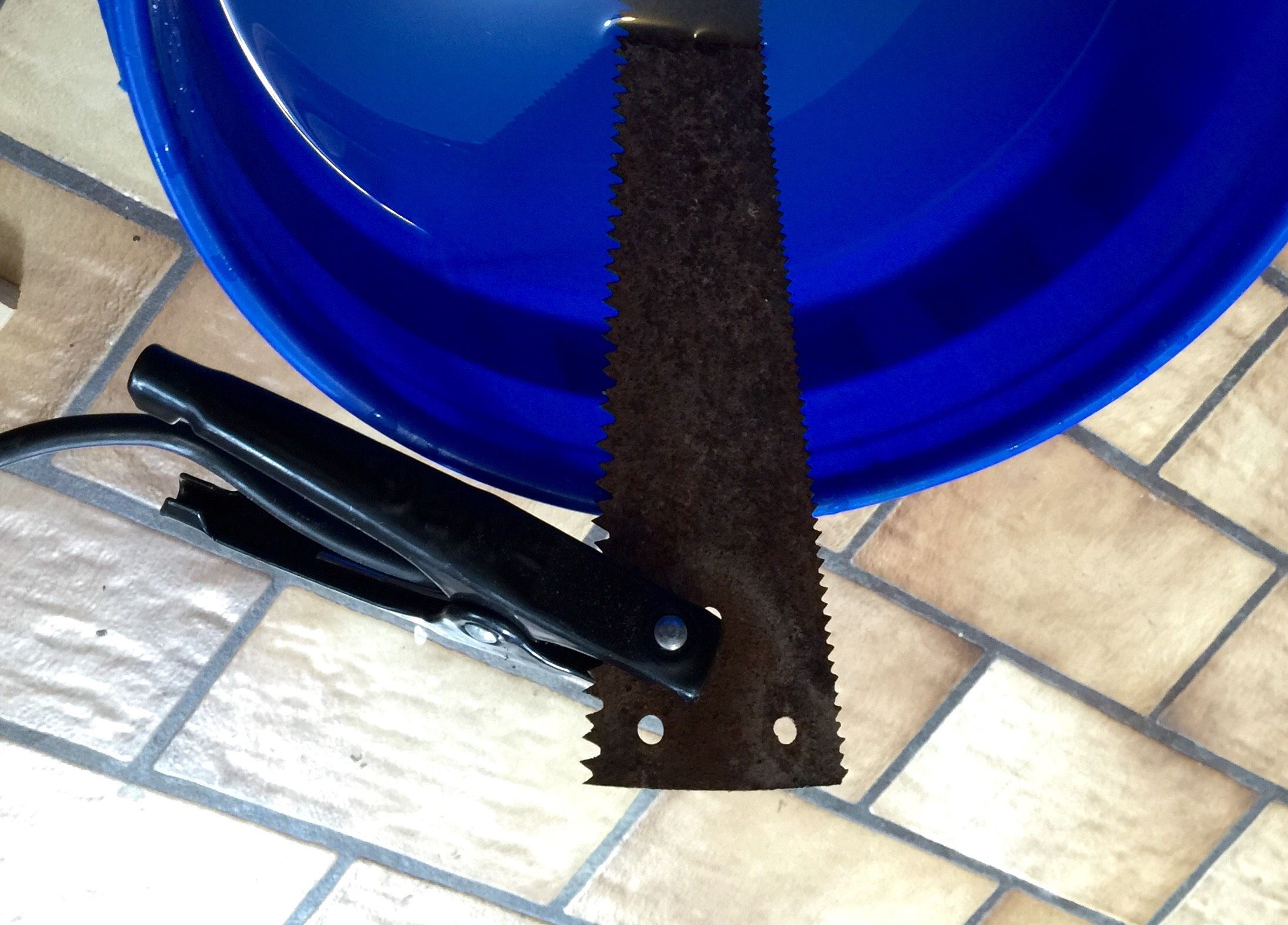 Restoring Antique Hand Saw Using Home Remedy for Rust Removal 7 Steps
