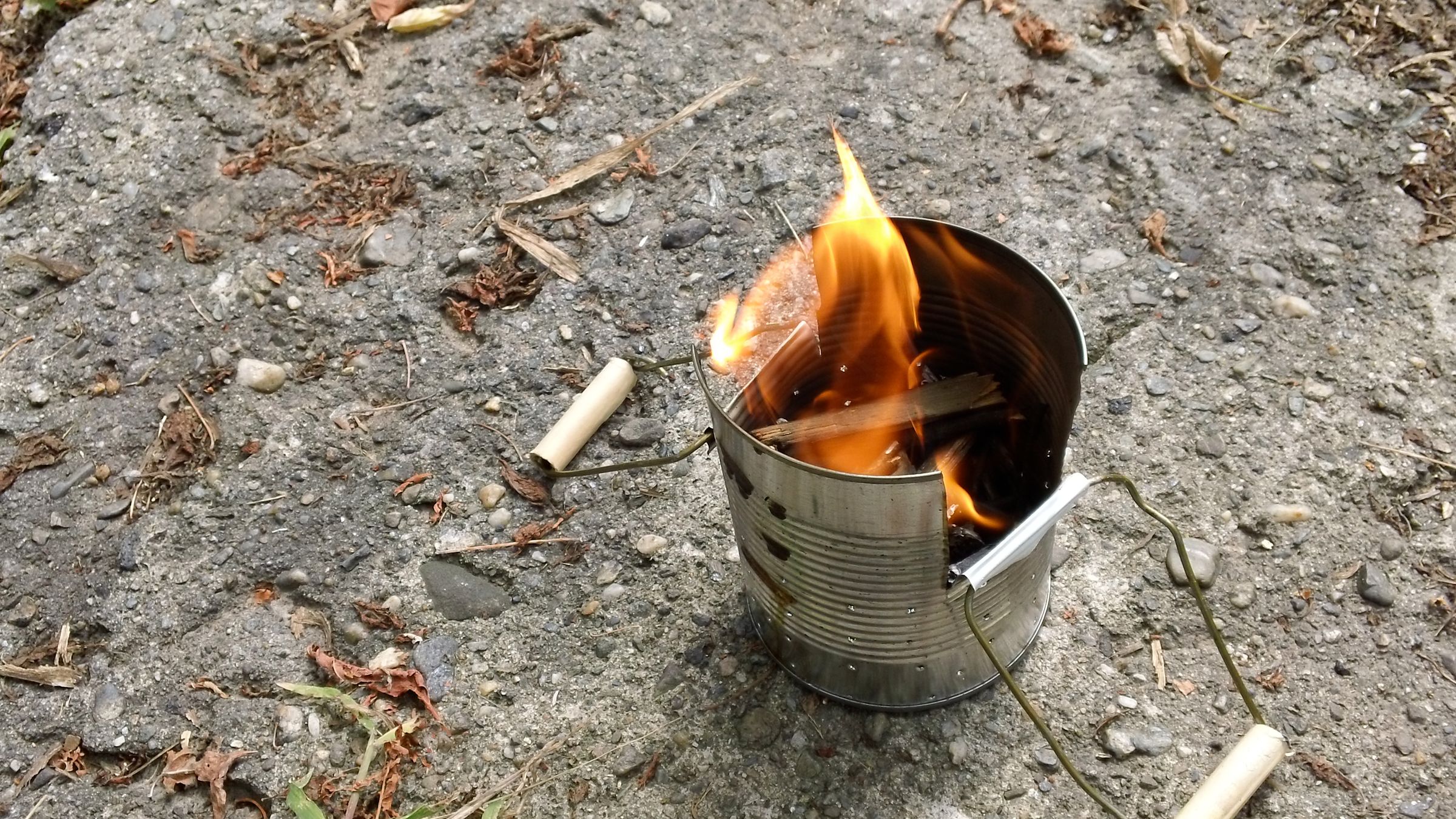 Tin Can Camping Stove 9 Steps (with Pictures) Instructables